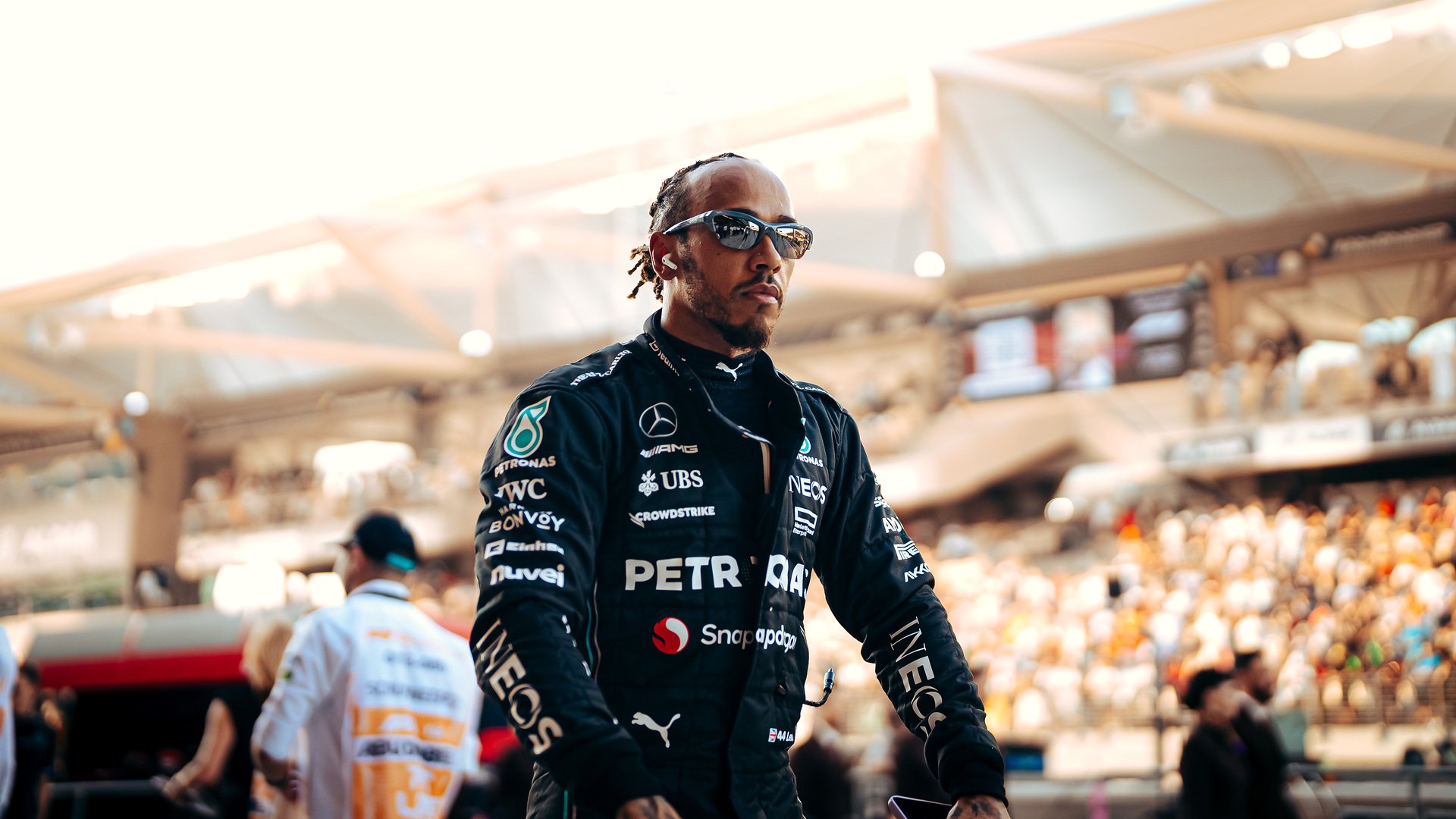 Lewis Hamilton to join Ferrari after 11