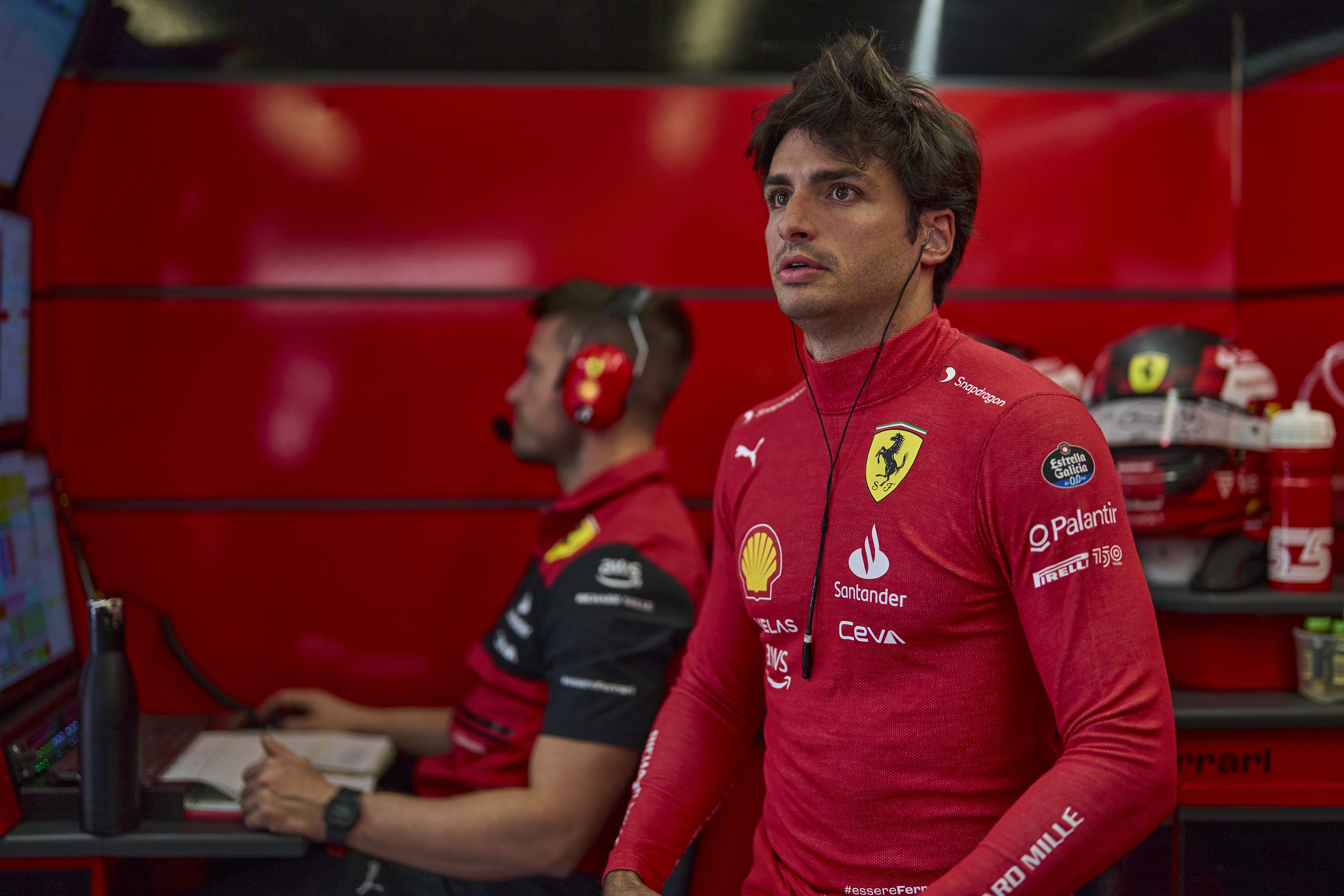 Carlos Sainz meets Carlos Sainz?