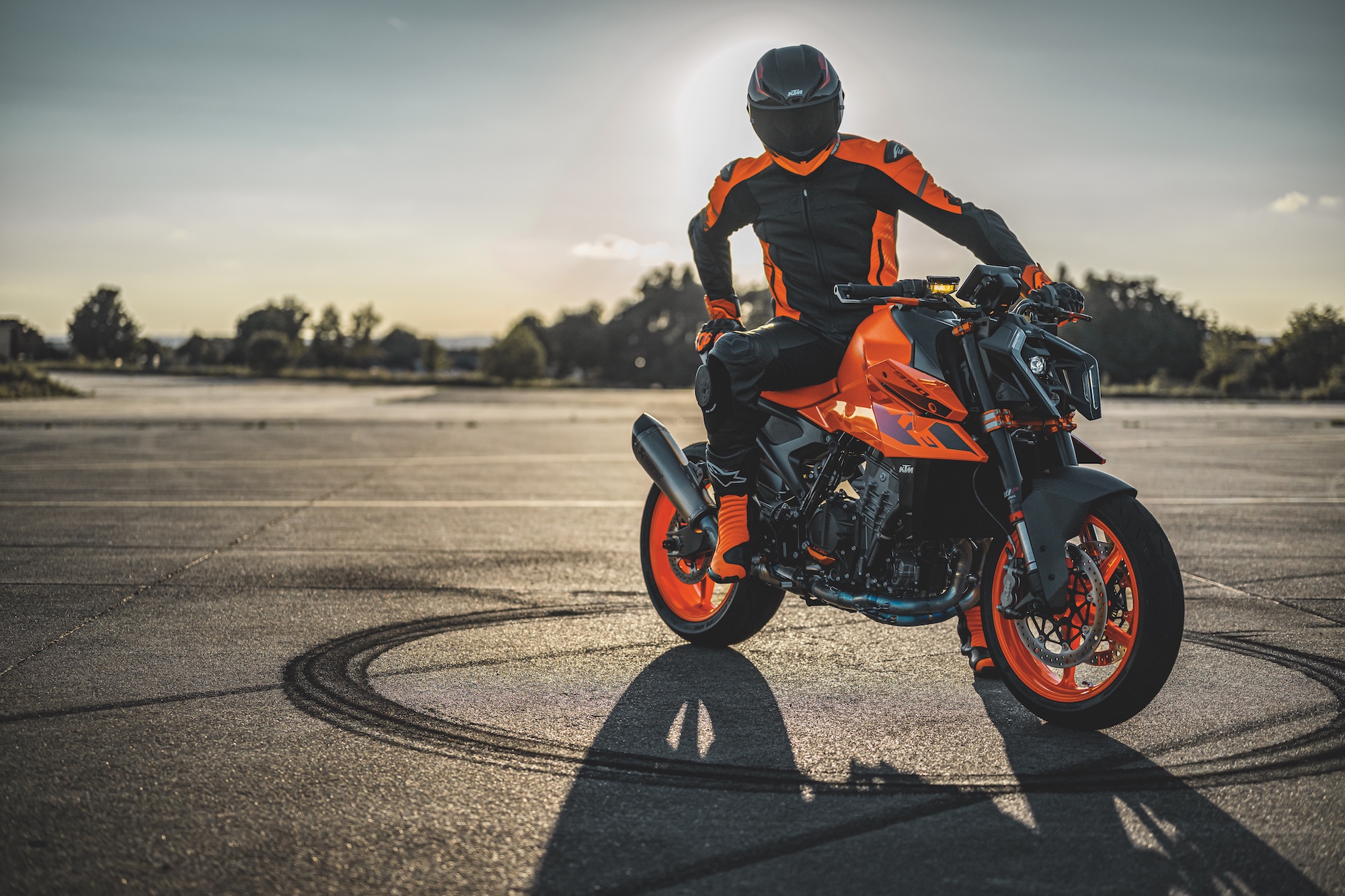 EICMA 2023: KTM's 990 Duke Breaks Cover