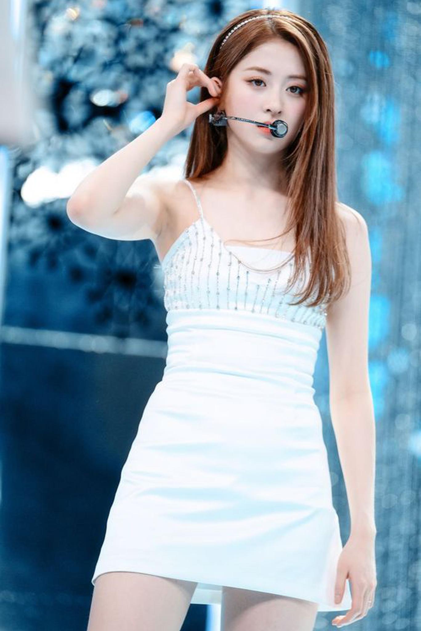 Japan Cute Girl Wallpaper APK