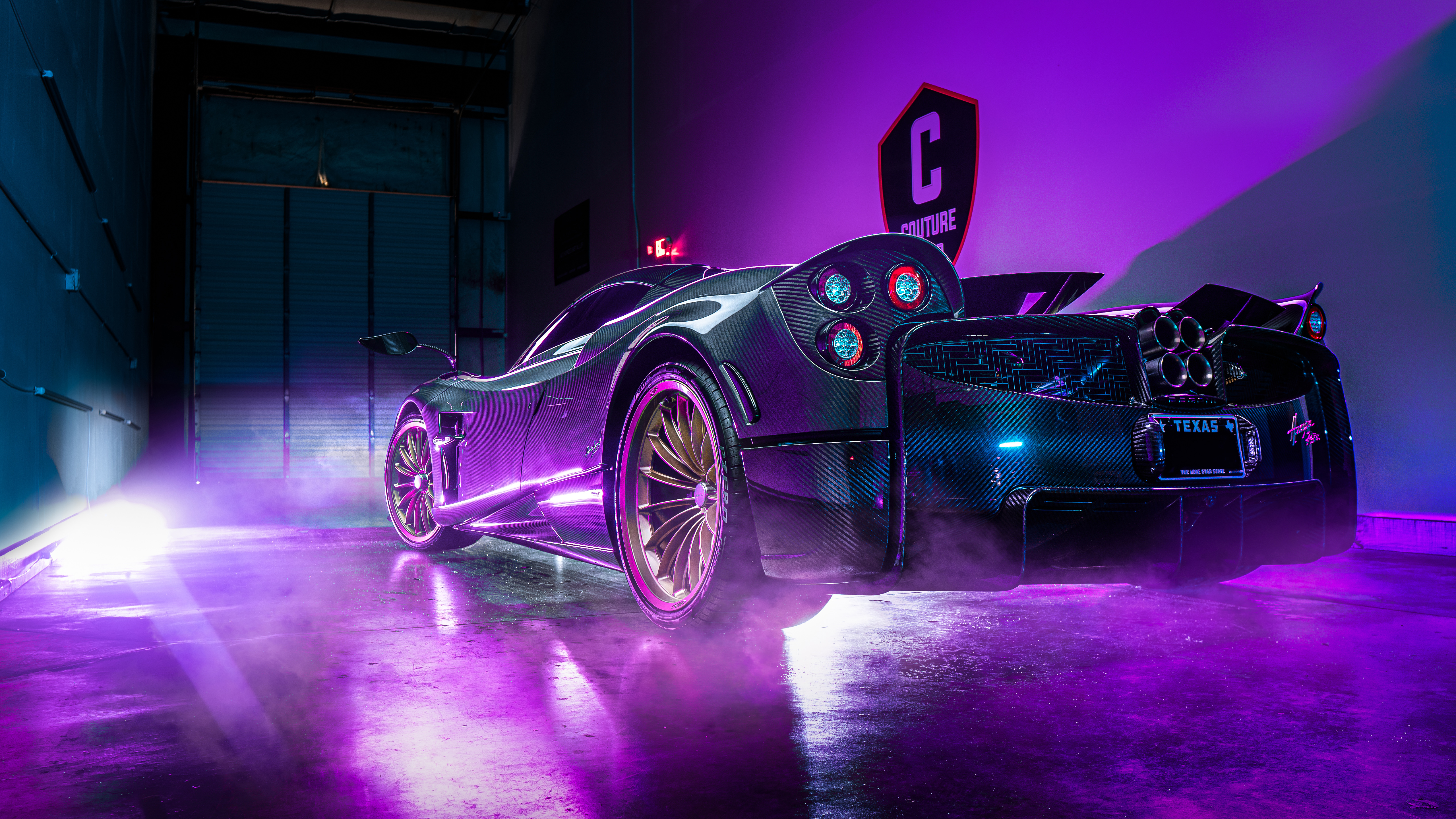 Pagani Huayra Roadster 5K Wallpaper