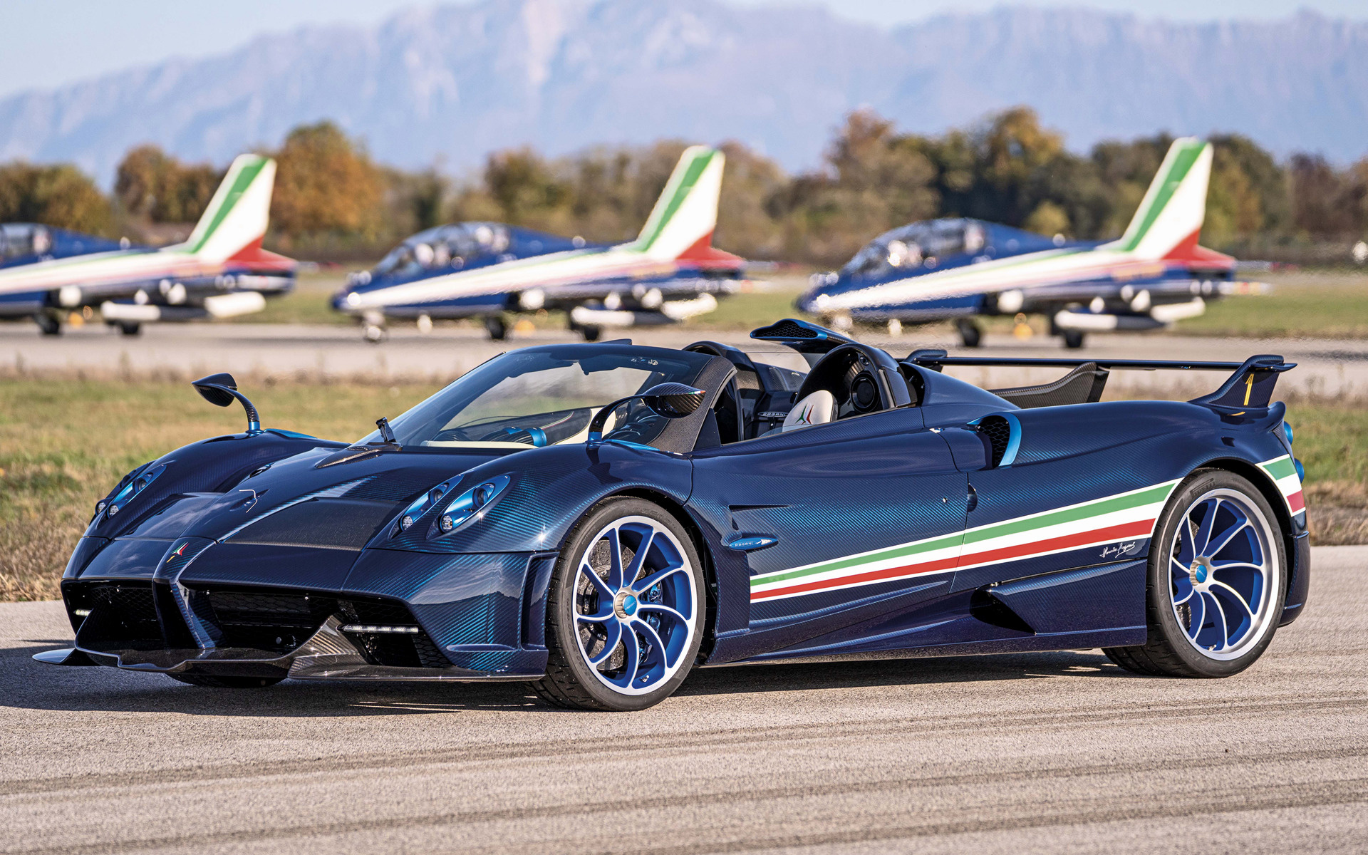 Pagani Huayra Roadster Tricolore