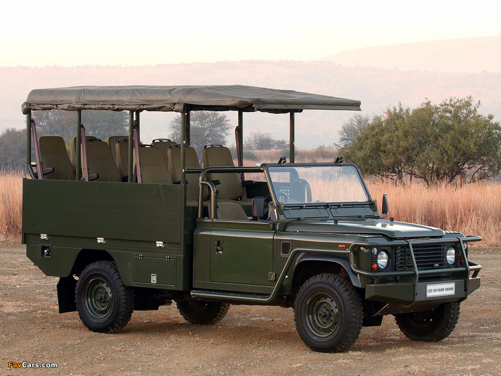Land Rover Defender 130 Game Viewer