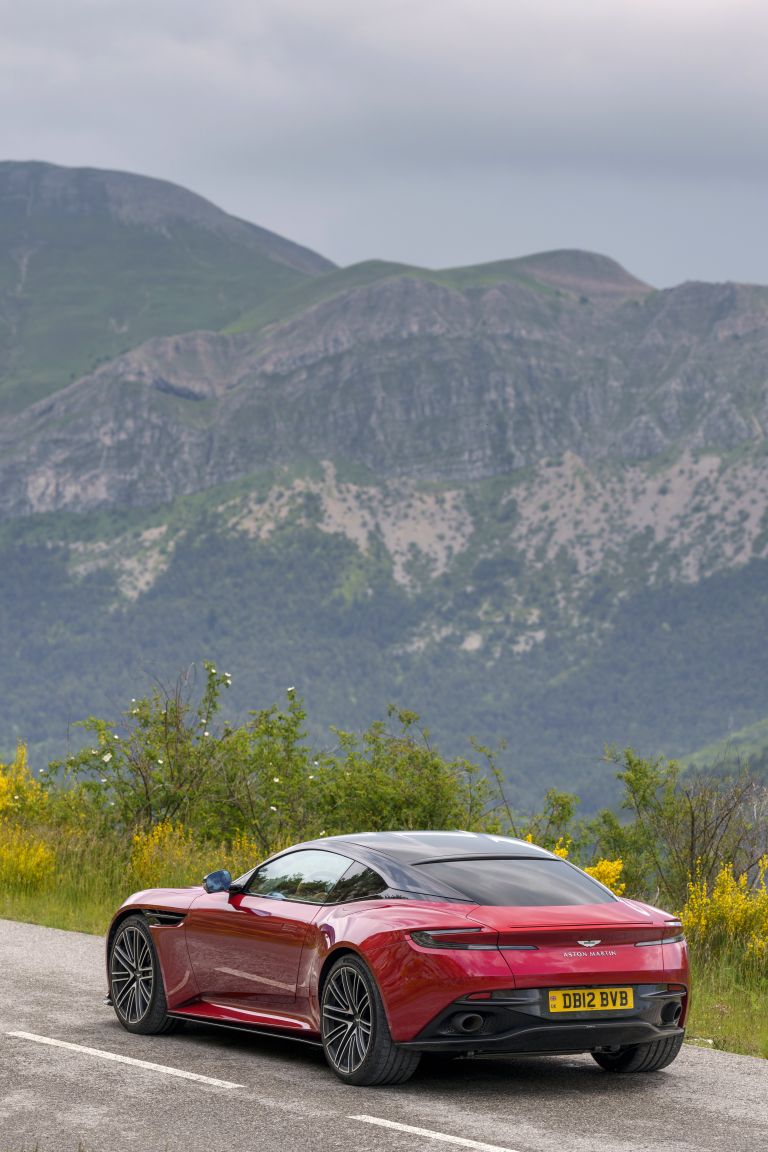 2024 Aston Martin DB12