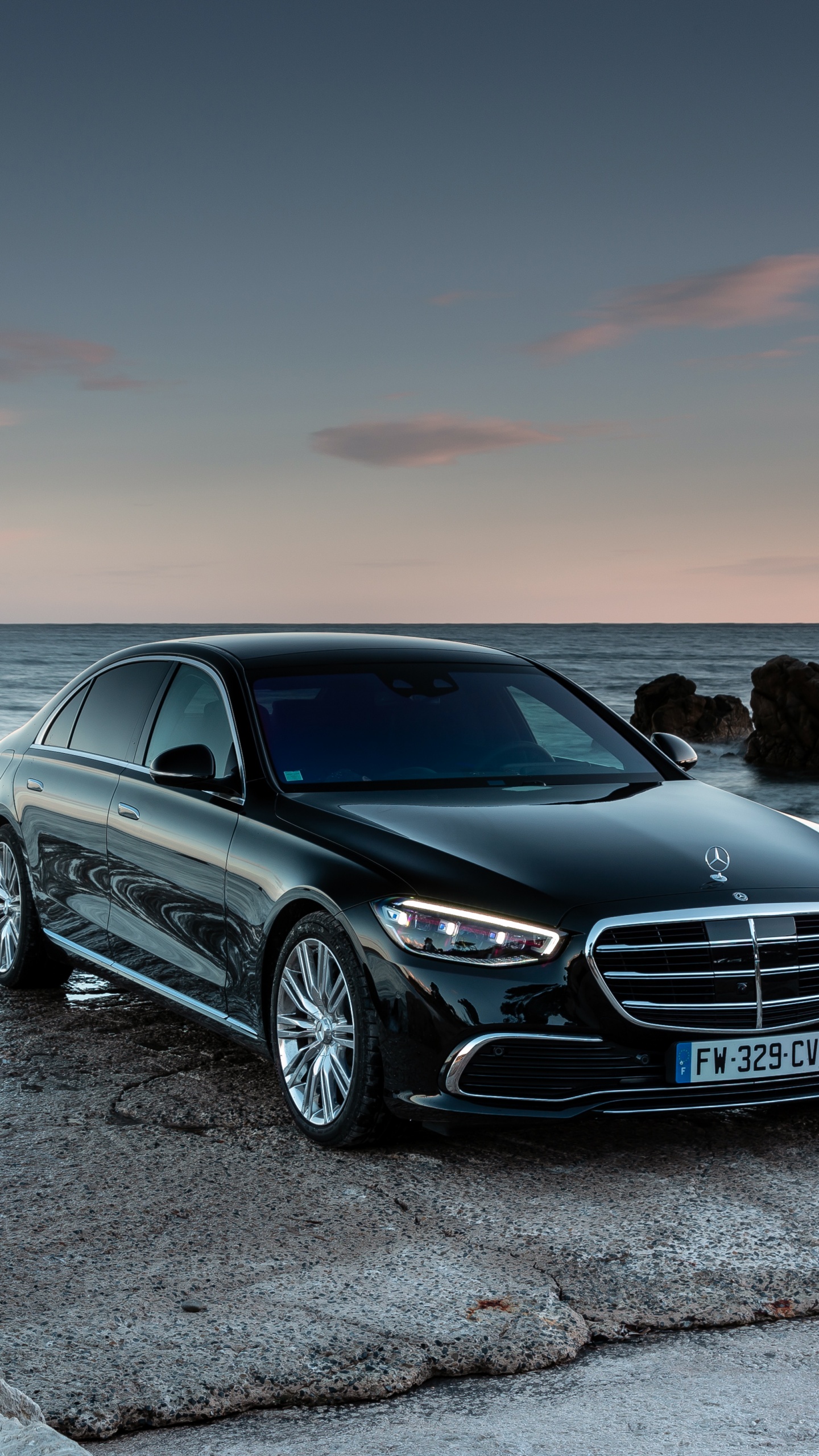 Mercedes Benz S 400 D 4MATIC Wallpaper