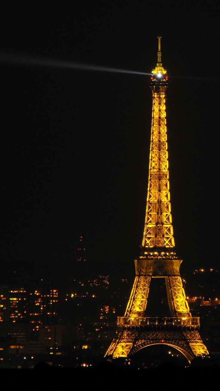 Eiffel Tower perfect at night to
