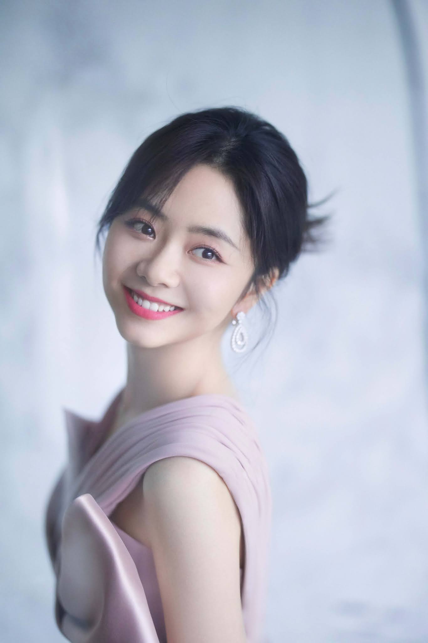 Tan Songyun poses for photo shoot