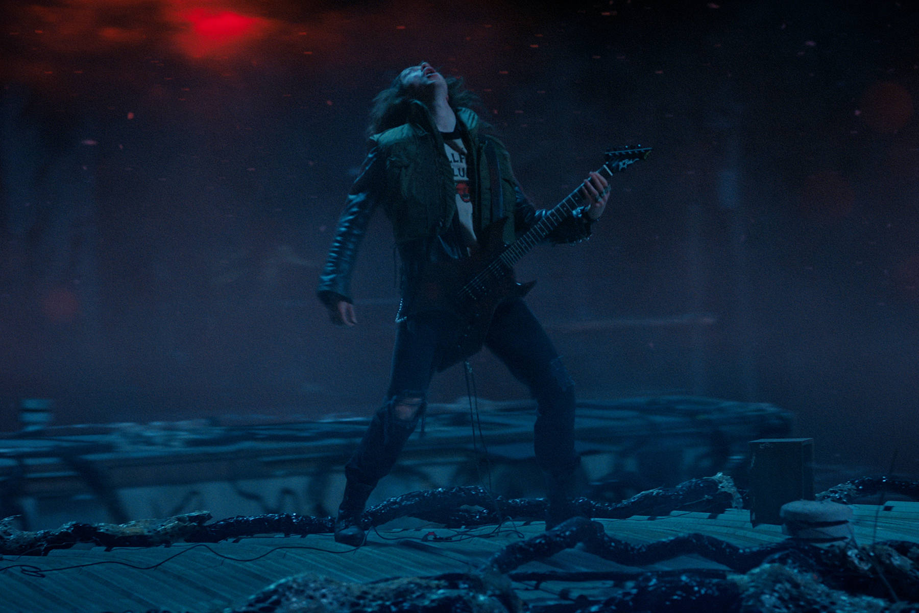 eddie-munson-wallpapers-wallpaper-cave