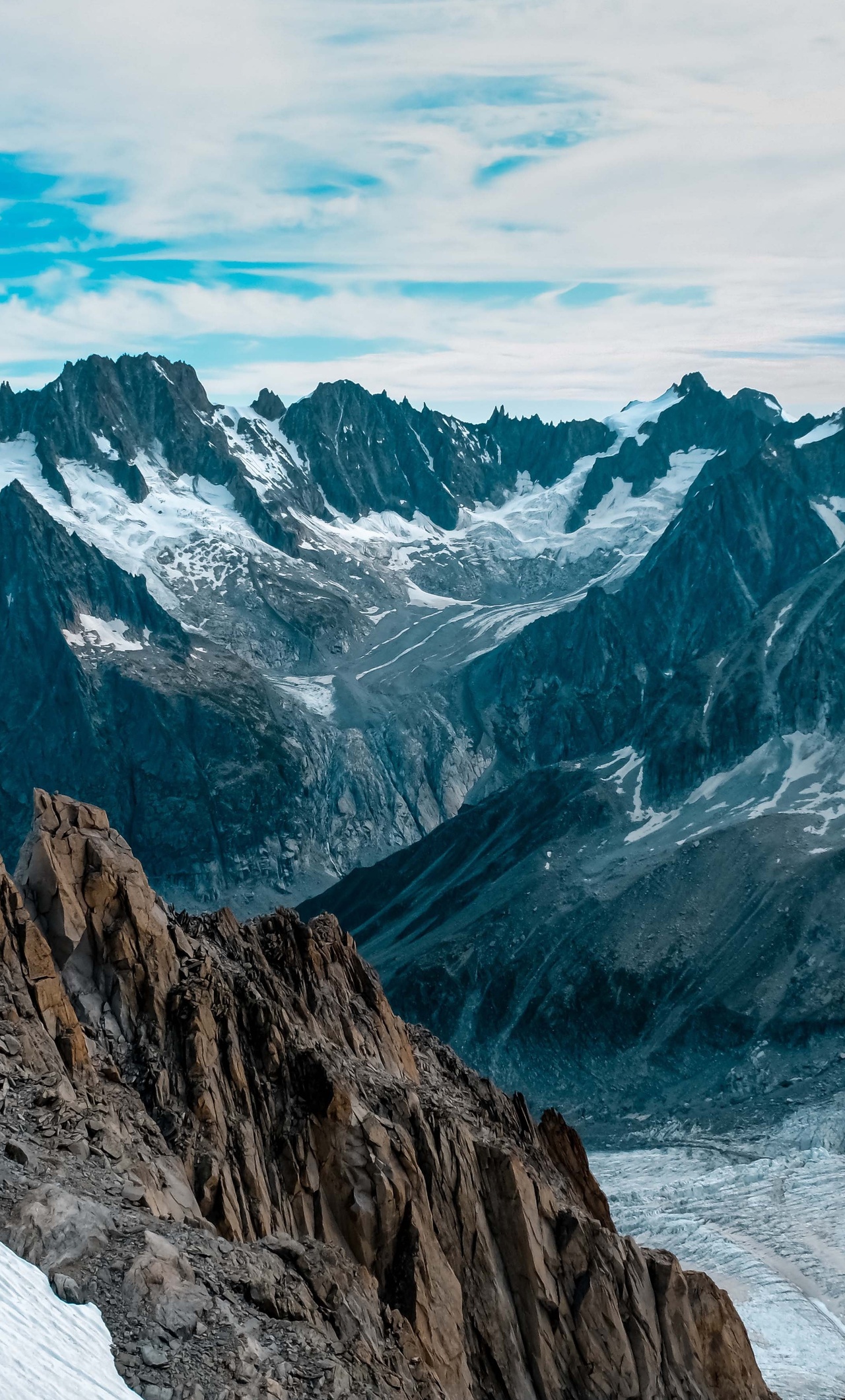 Frozen Ice Mountains iPhone