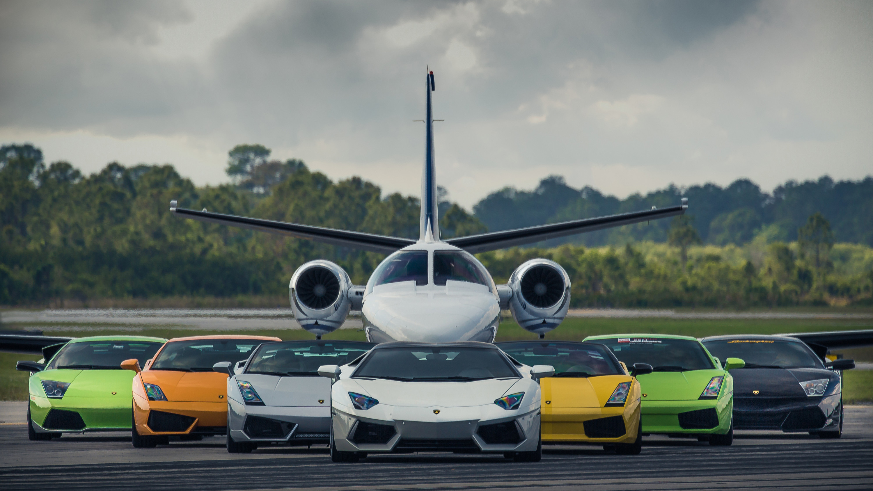 Lamborghinis With Jet Wallpaper, HD Cars