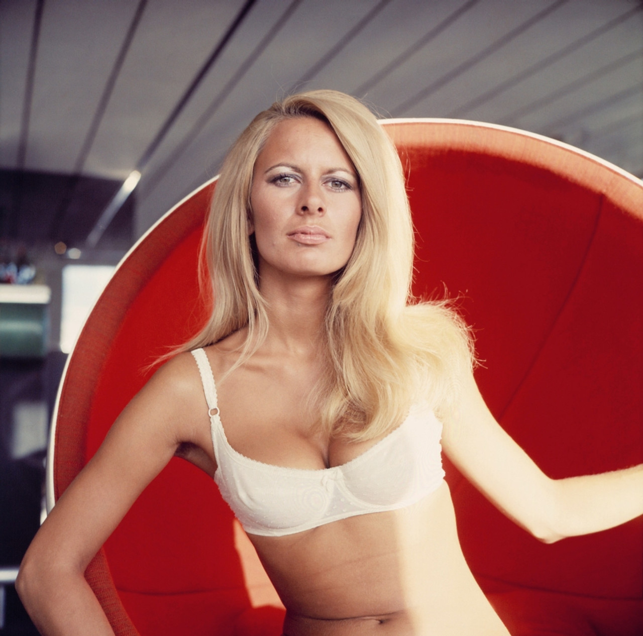 The Italian Job Margaret Blye 1969