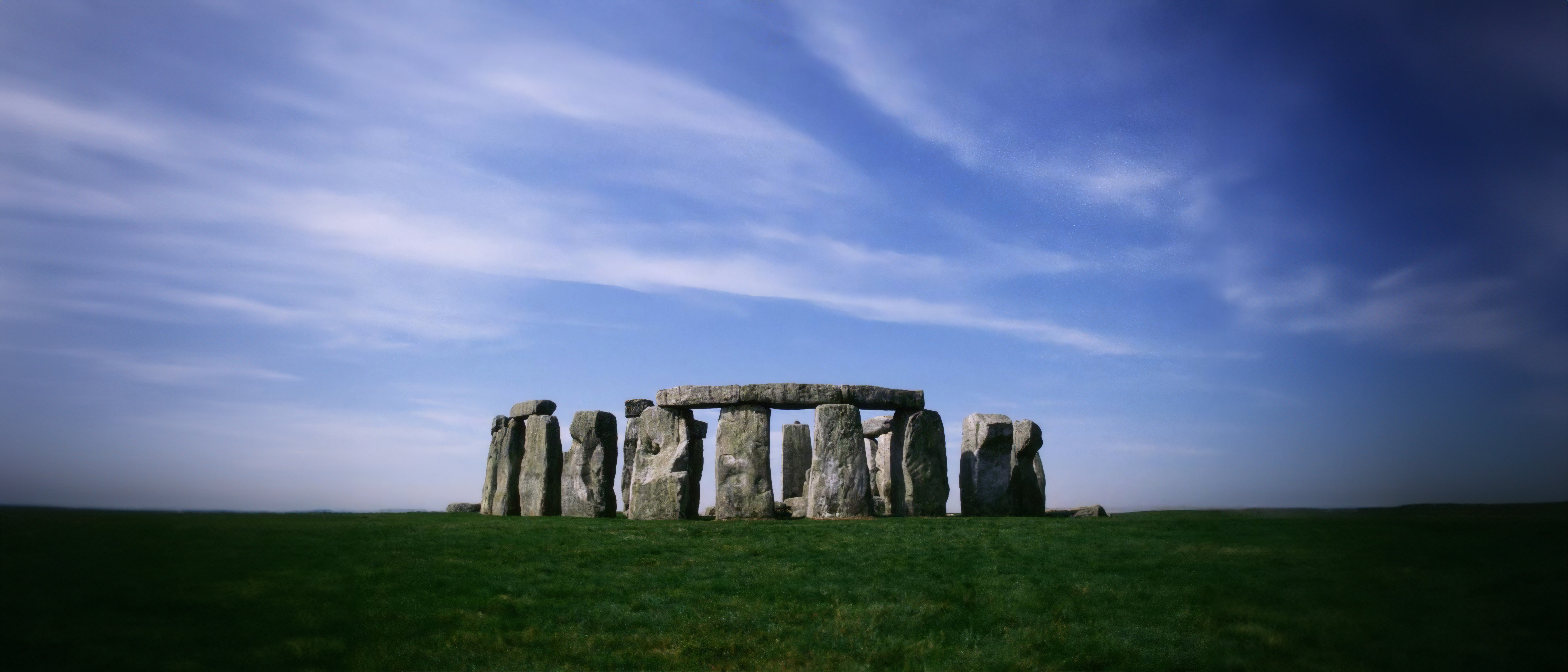 Windows XP Stonehenge Ultrawide