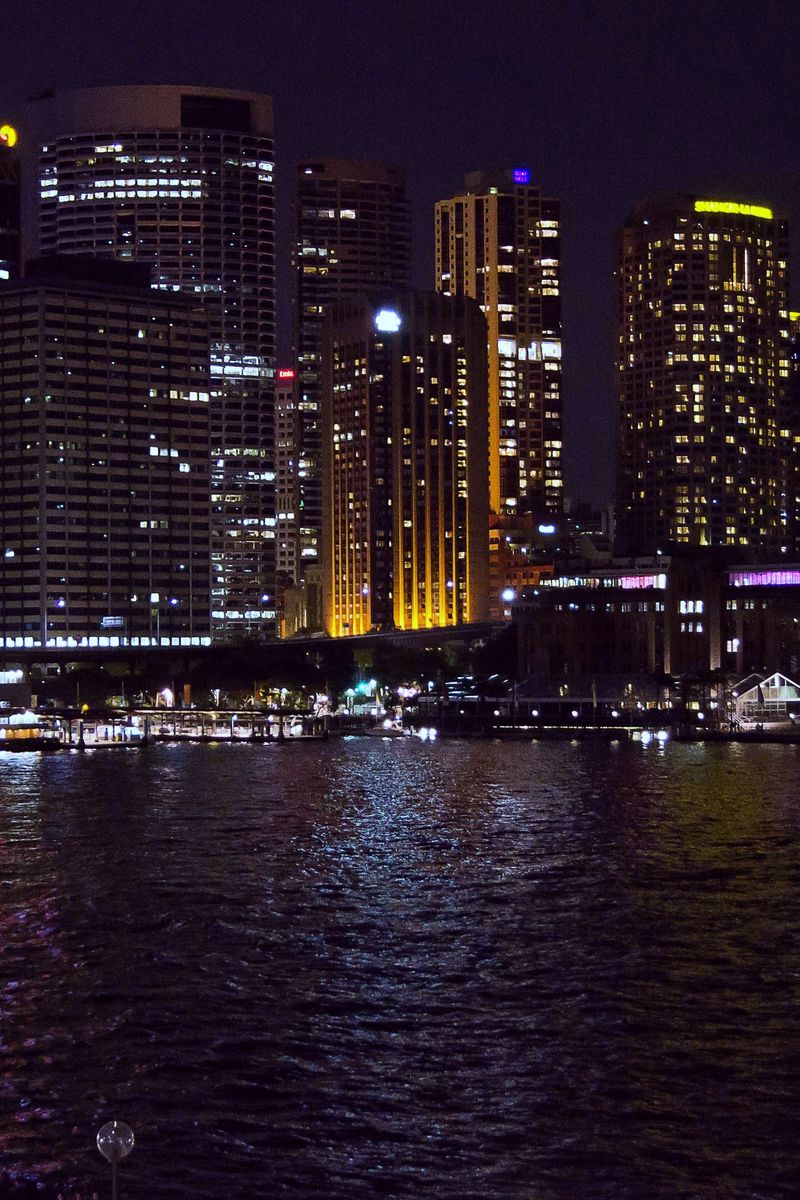 Download wallpaper 800x1200 sydney