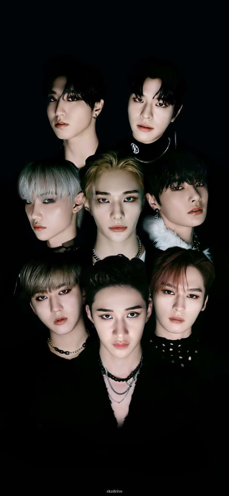 Stray Kids Ot8 Unleashed Wallpaper