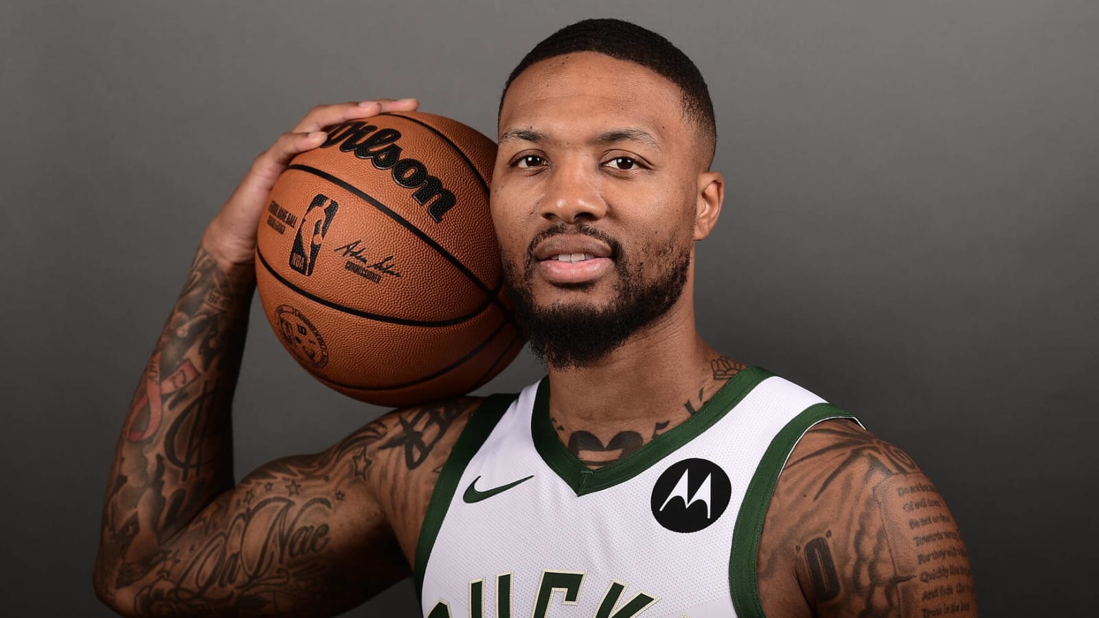 Damian Lillard picks surprising Bucks