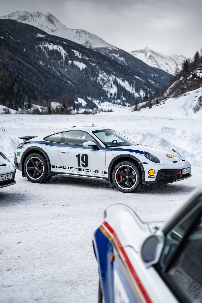 Porsche 911 Dakar. Classic