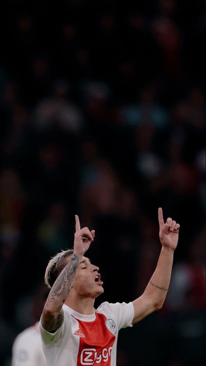 Antony Santos Wallpaper