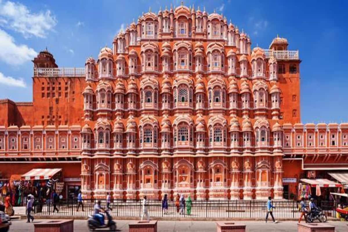 India.comThese 8 Picture of Hawa Mahal