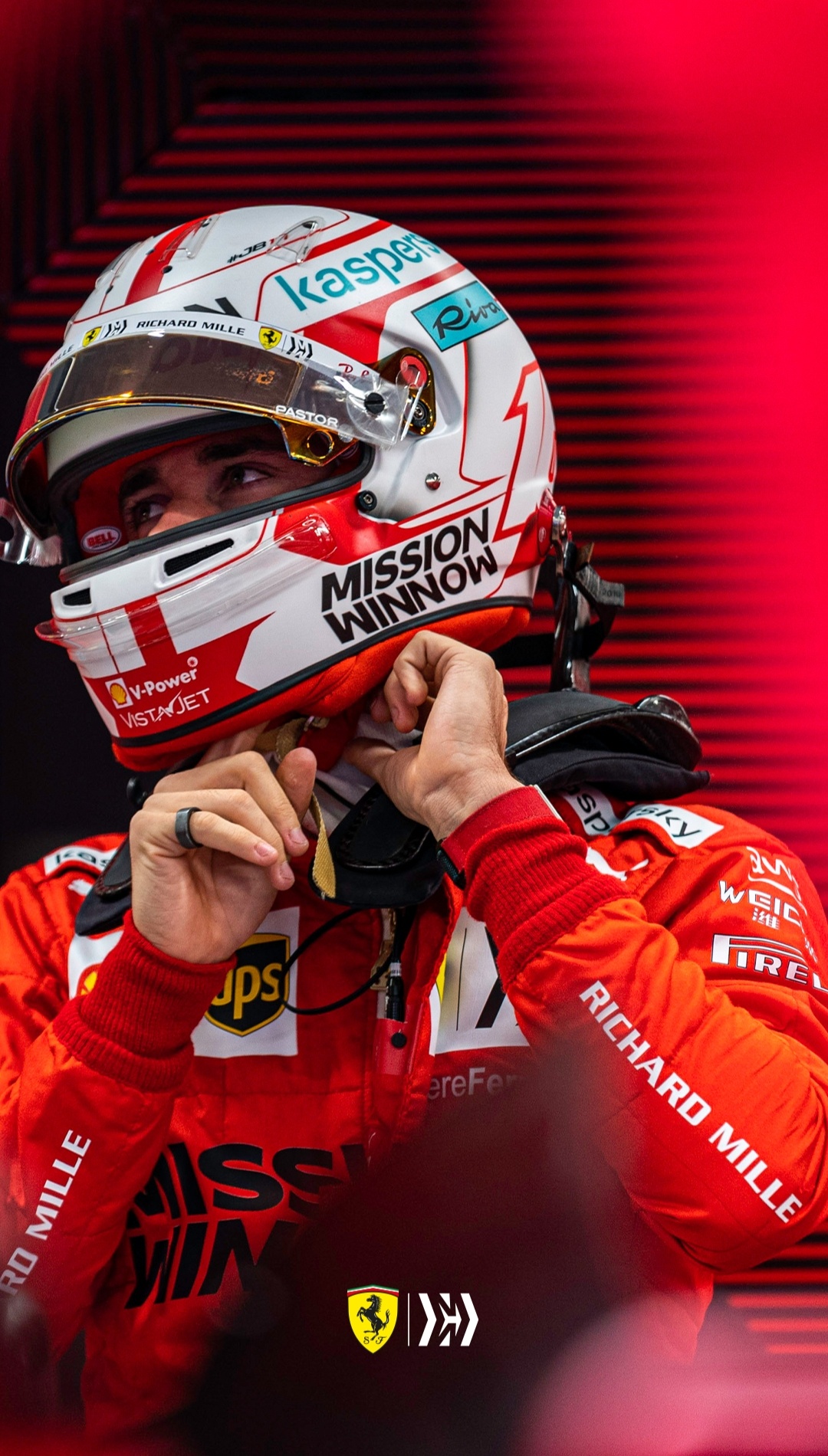 Carlos Sainz iPhone Wallpaper HQ