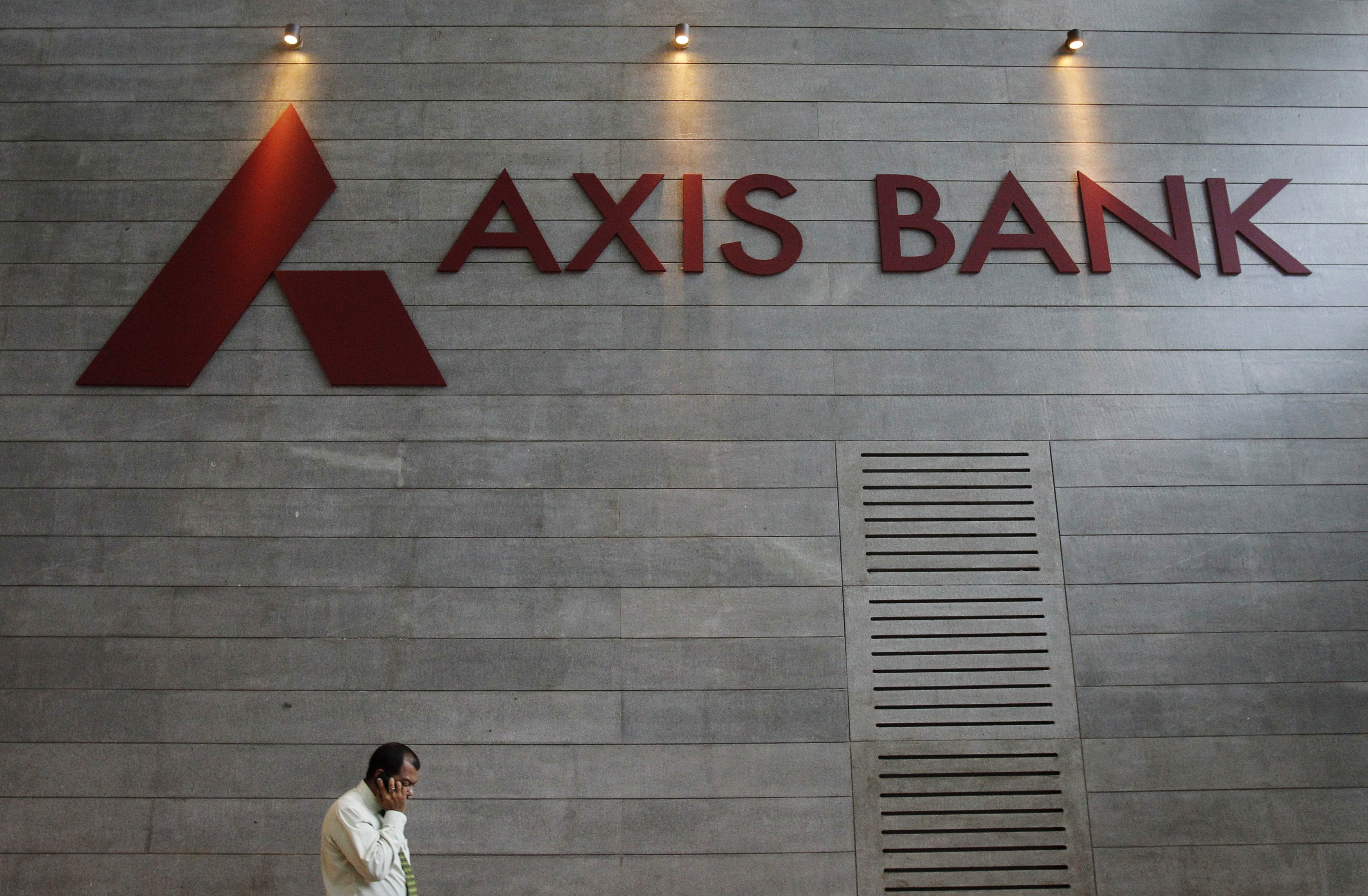 India's Axis Bank bets on MSME, shorter