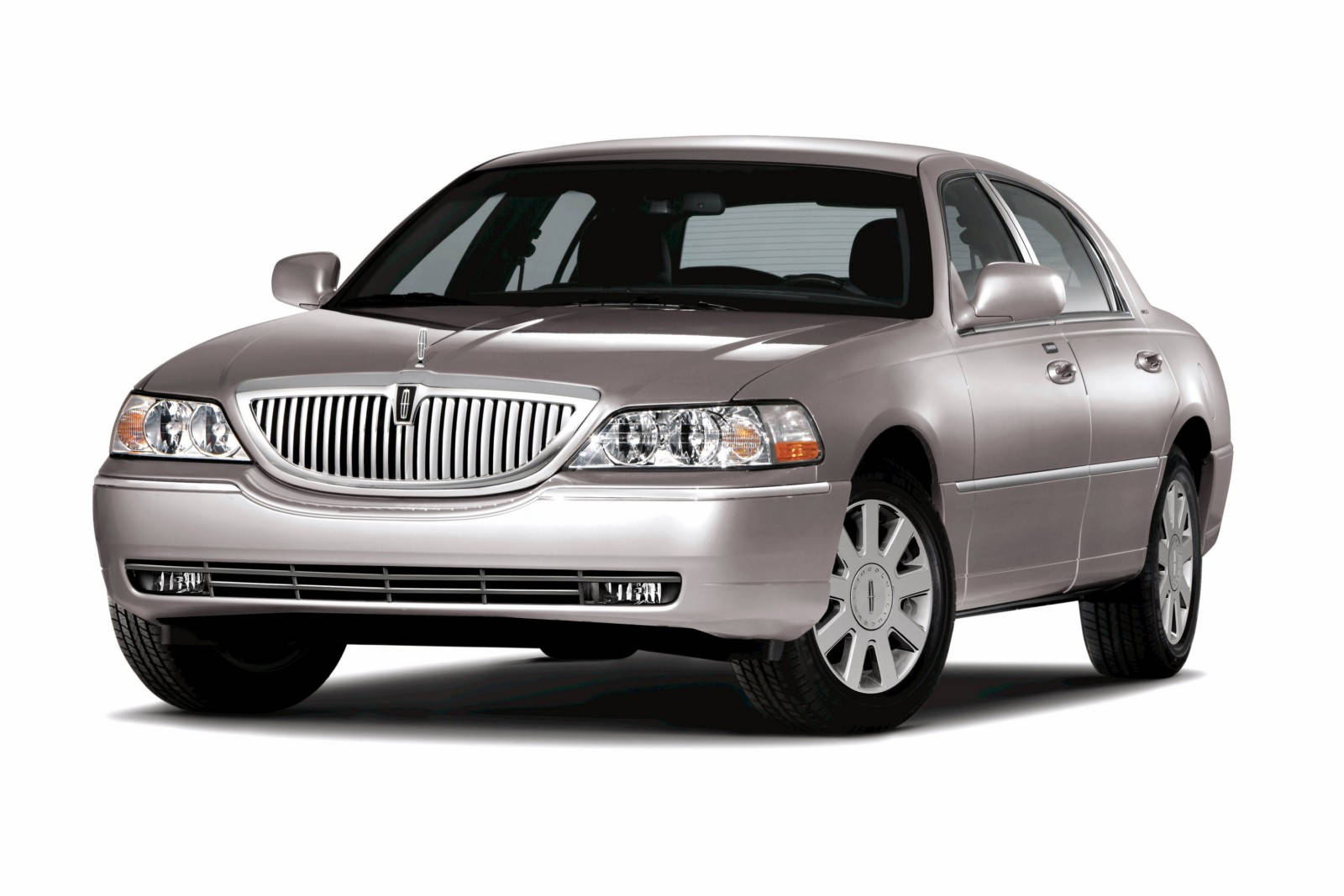 Download Classic Lincoln Town Car 2007
