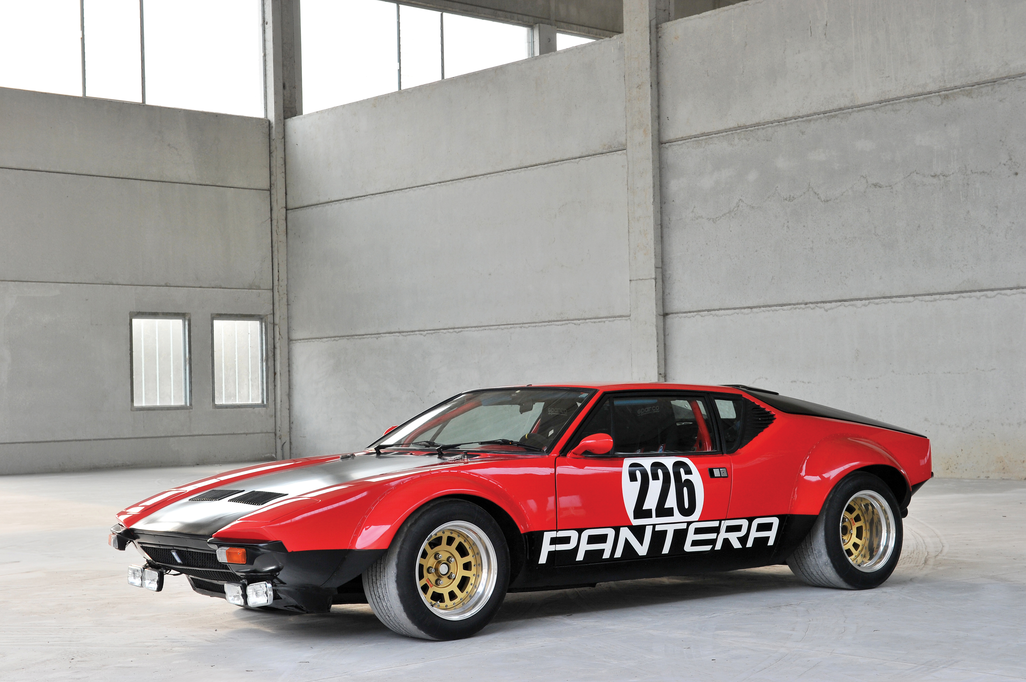 Download Detomaso Pantera wallpaper