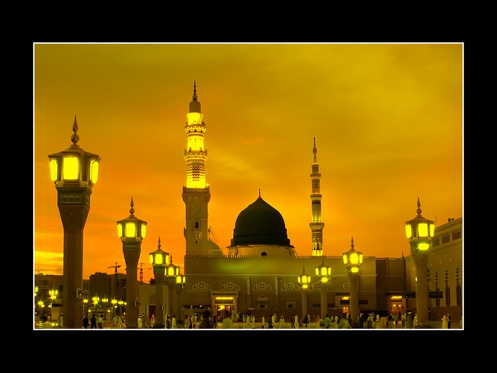 MADEENA SHAREEF. MADINA PAK. MASJID E