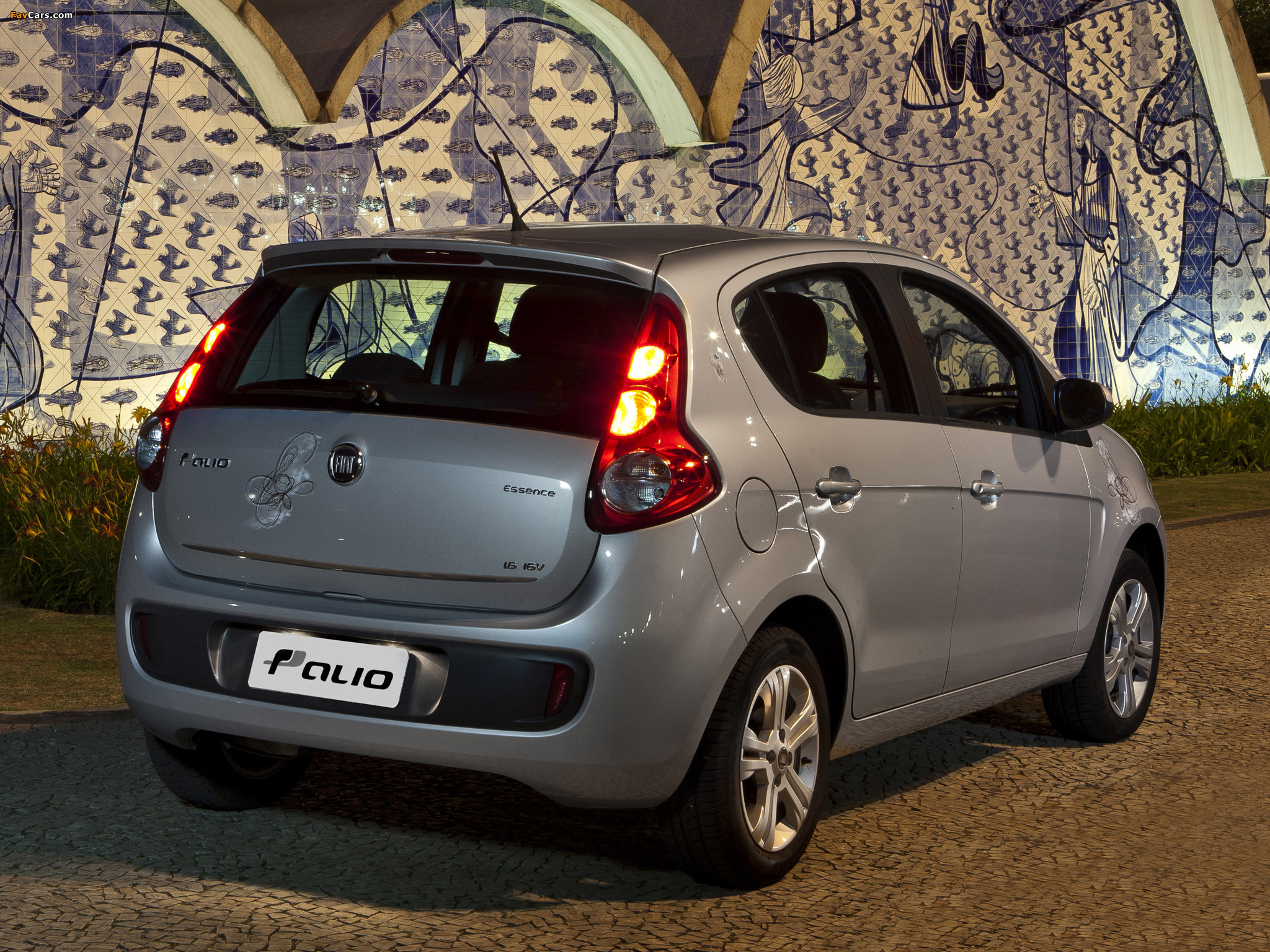 Fiat Palio Essence 2011