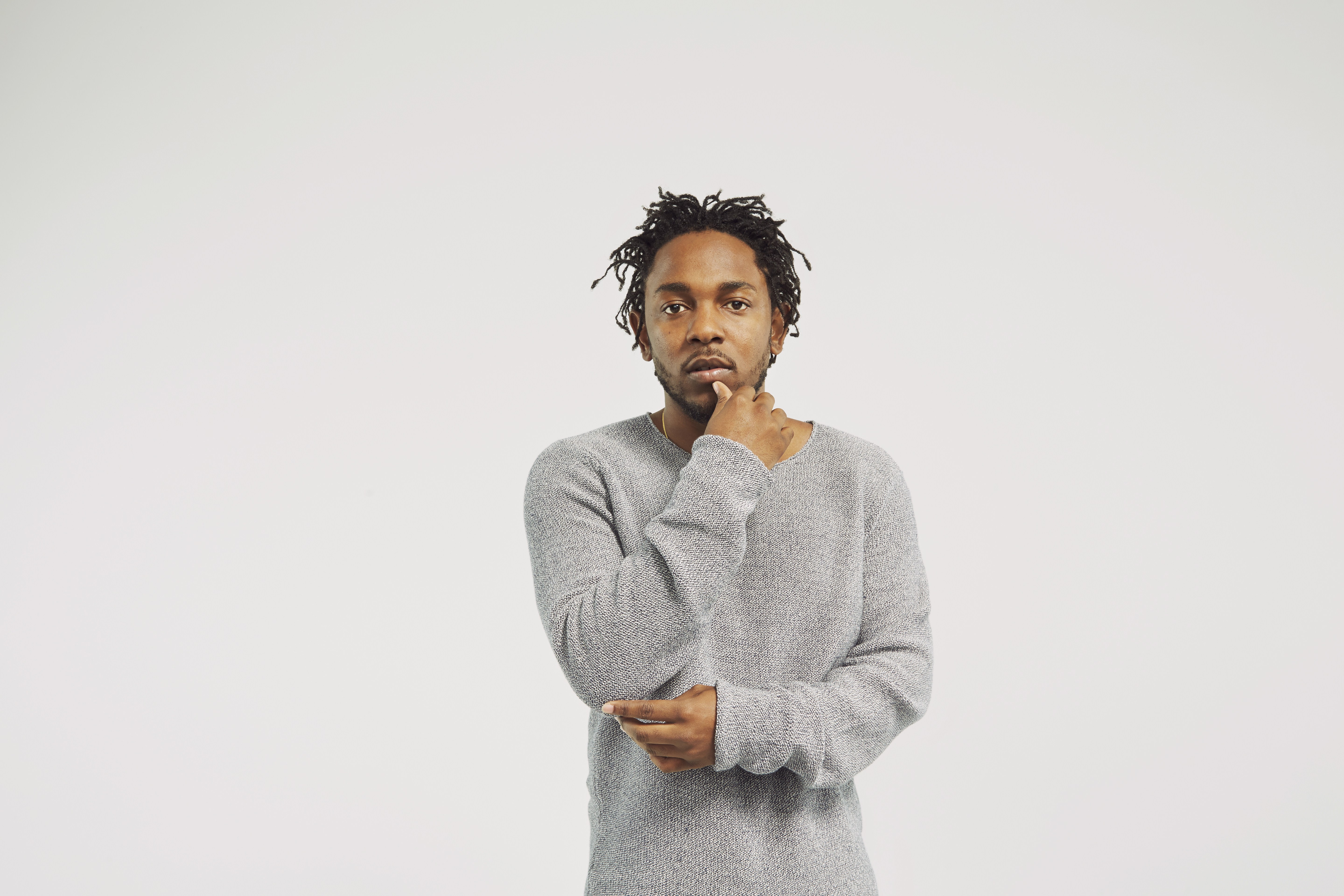 Stylish Hip Hop Artist HD Desktop Wallpaper