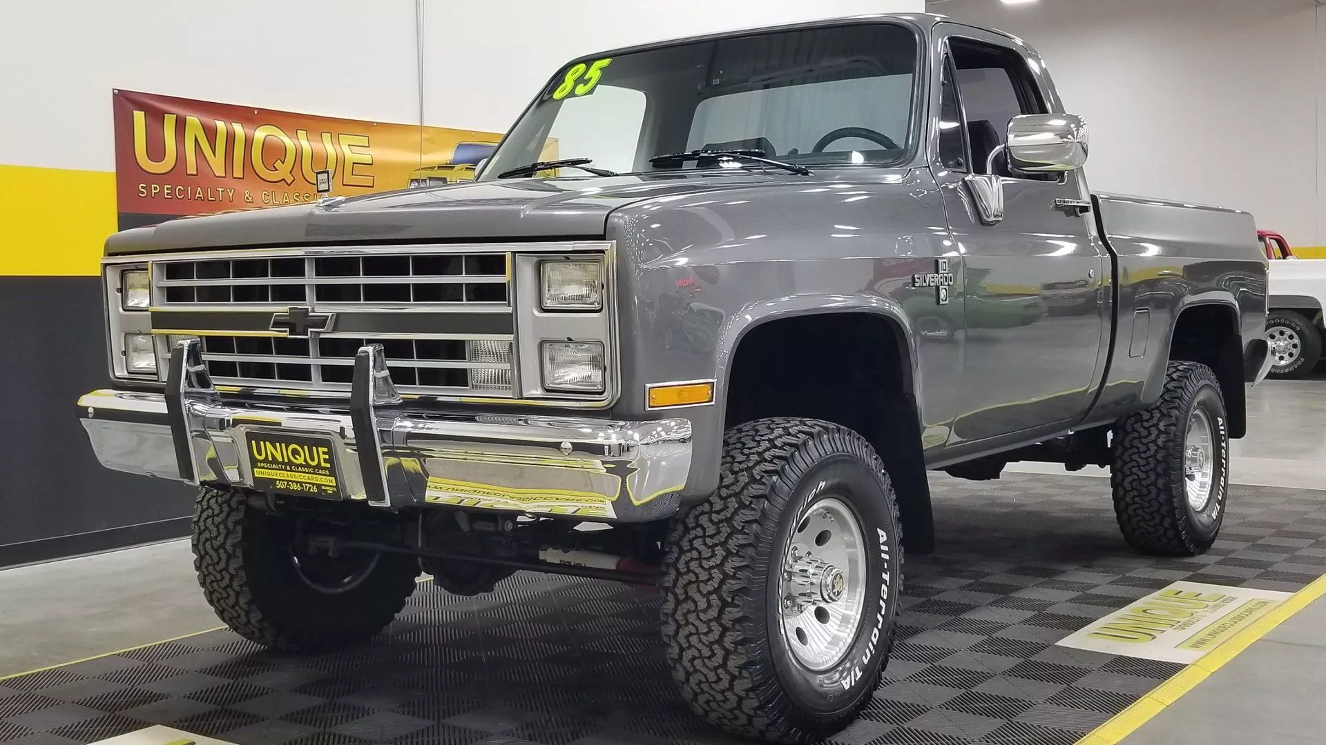 Chevrolet Silverado K10. Unique