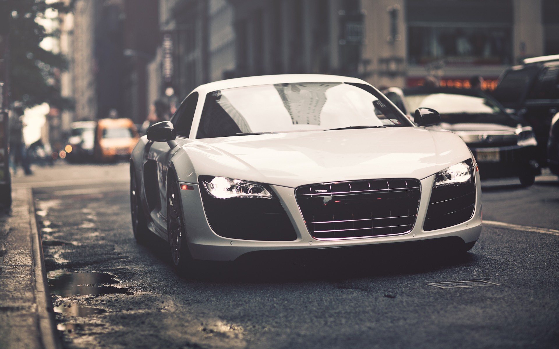 Vehicles Audi R8 HD Wallpaper