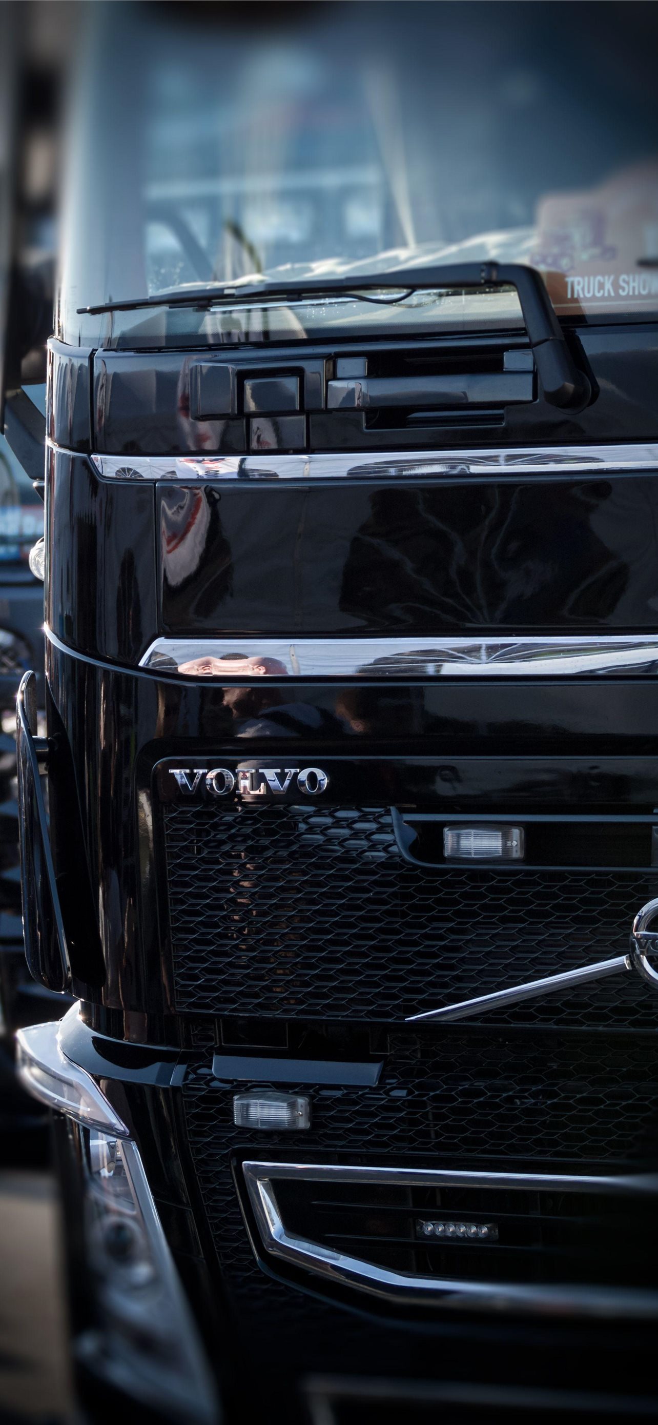 Best Volvo fh iPhone HD Wallpaper