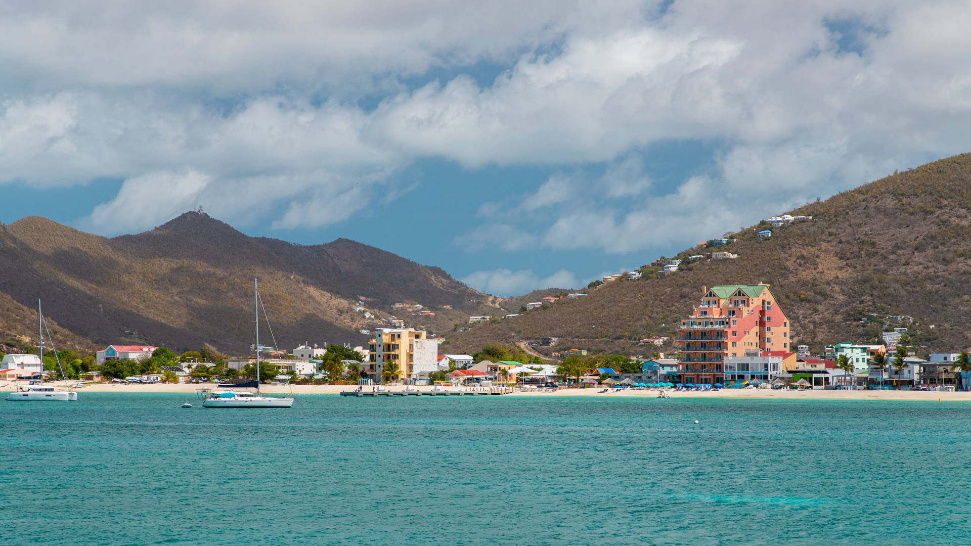 Beach In Sint Maarten Wallpaper