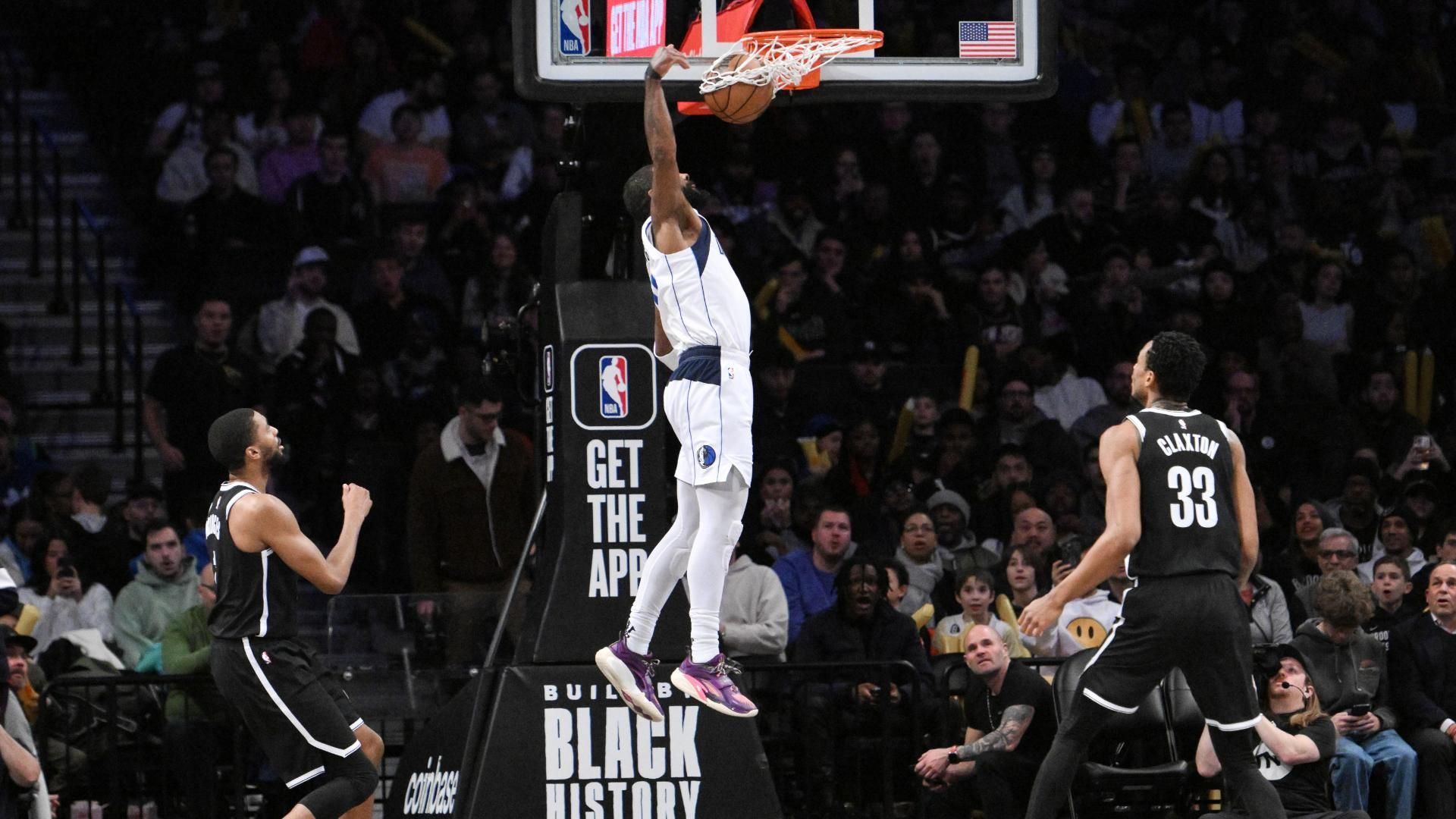 Kyrie Irving soars to punch in