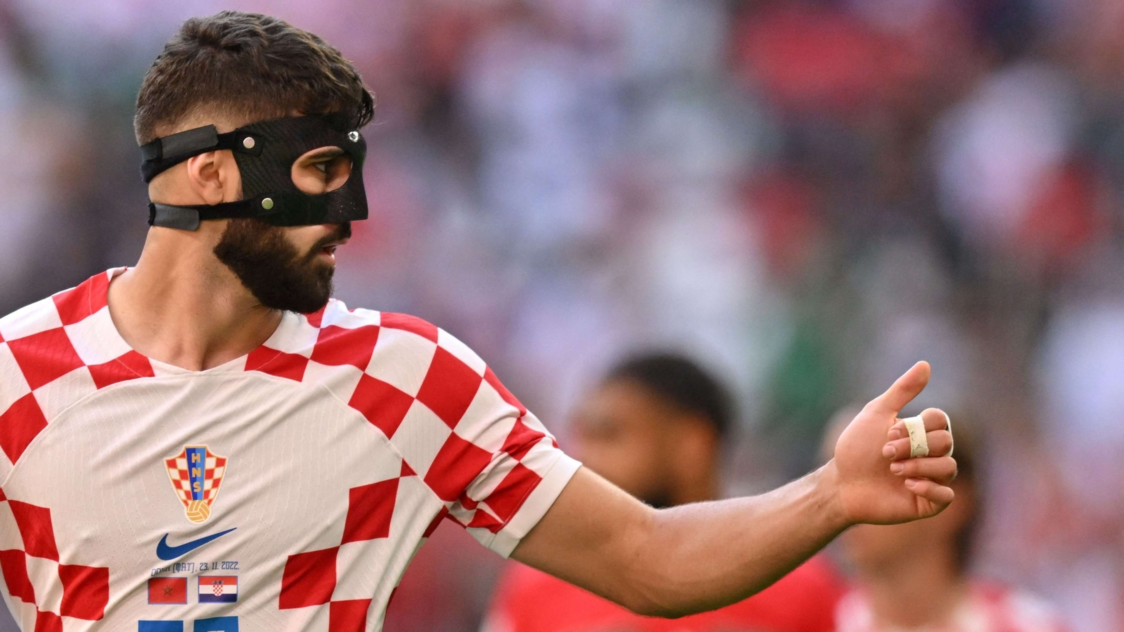 Josko Gvardiol wearing a mask