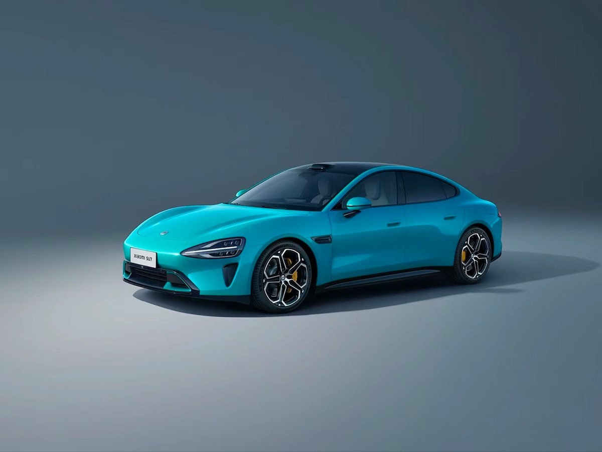 First Electric Car SU7 Unveiled