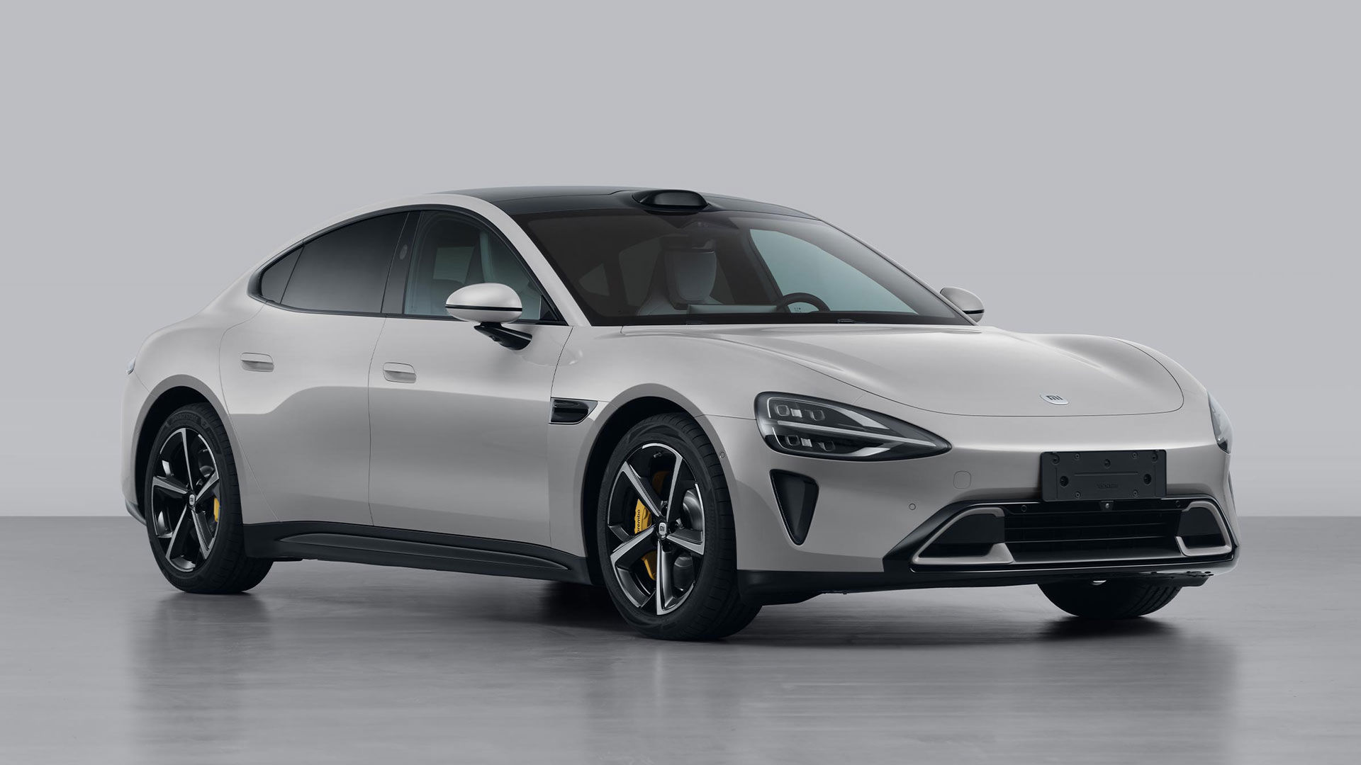 Photos of Xiaomi's first car