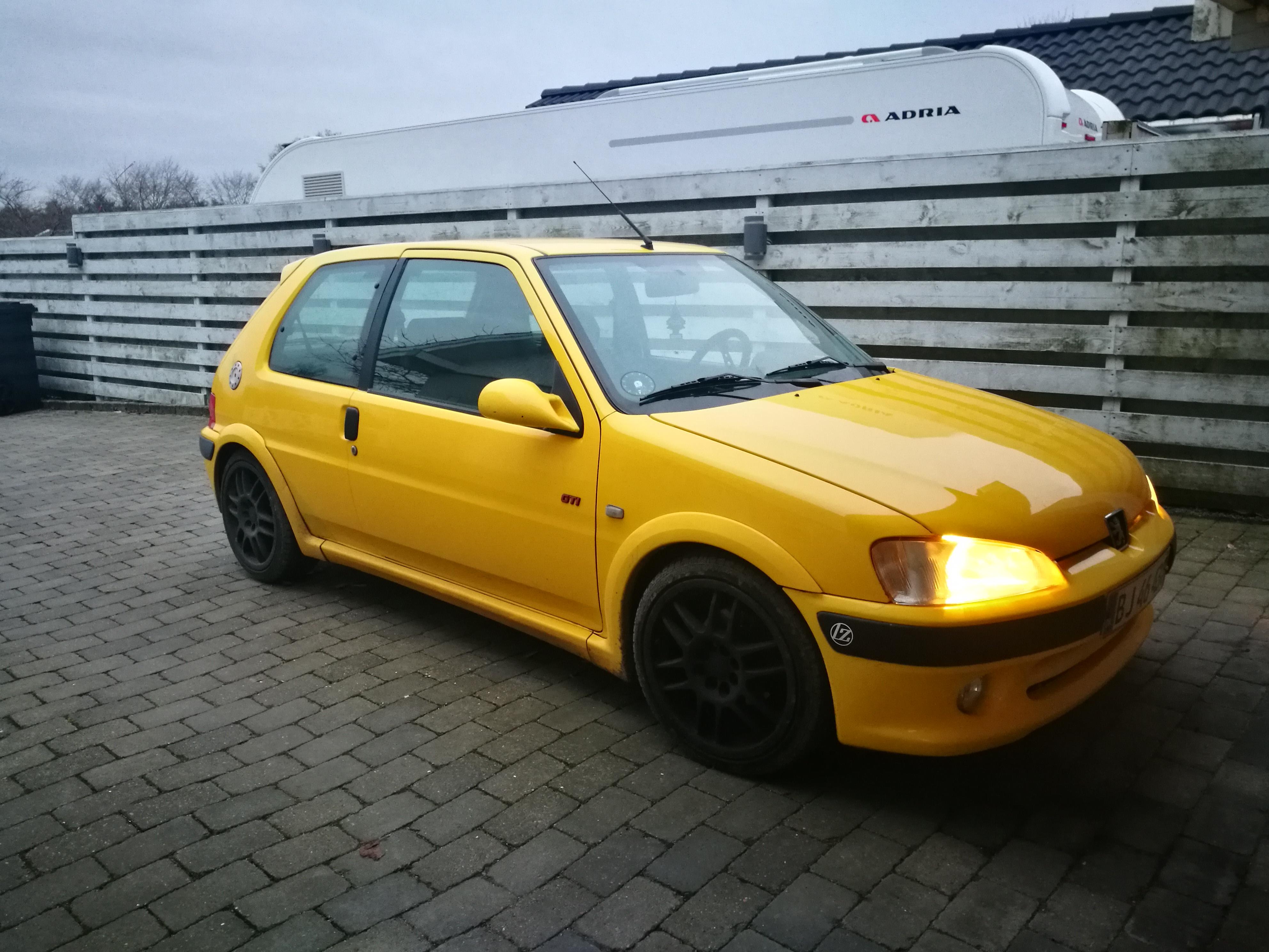 My low budget Peugeot 106 GTi, r