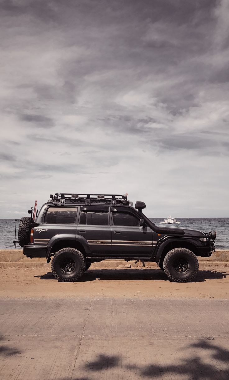 Vx Limited. Toyota land cruiser, Land
