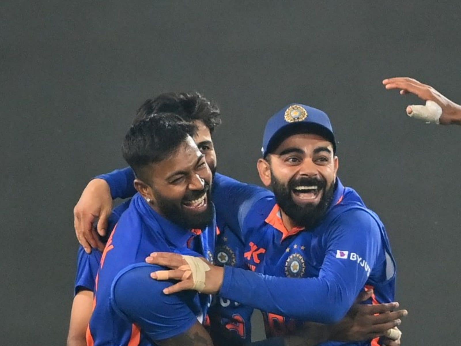 Watch: How Virat Kohli, Hardik Pandya