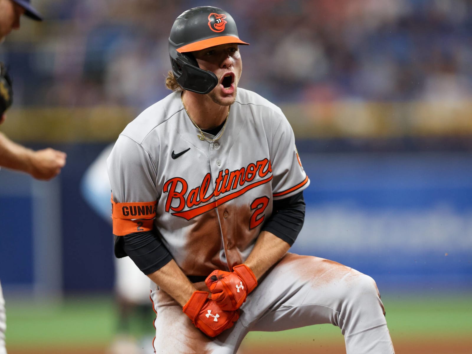 Watch: Orioles' Gunnar Henderson turns