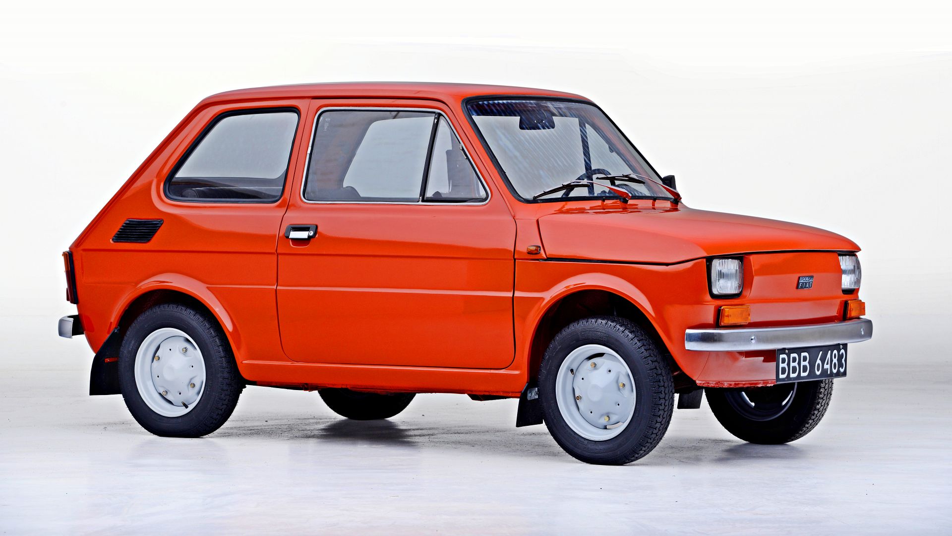 Fiat 126p powered by 24HP 0.65 inline 2