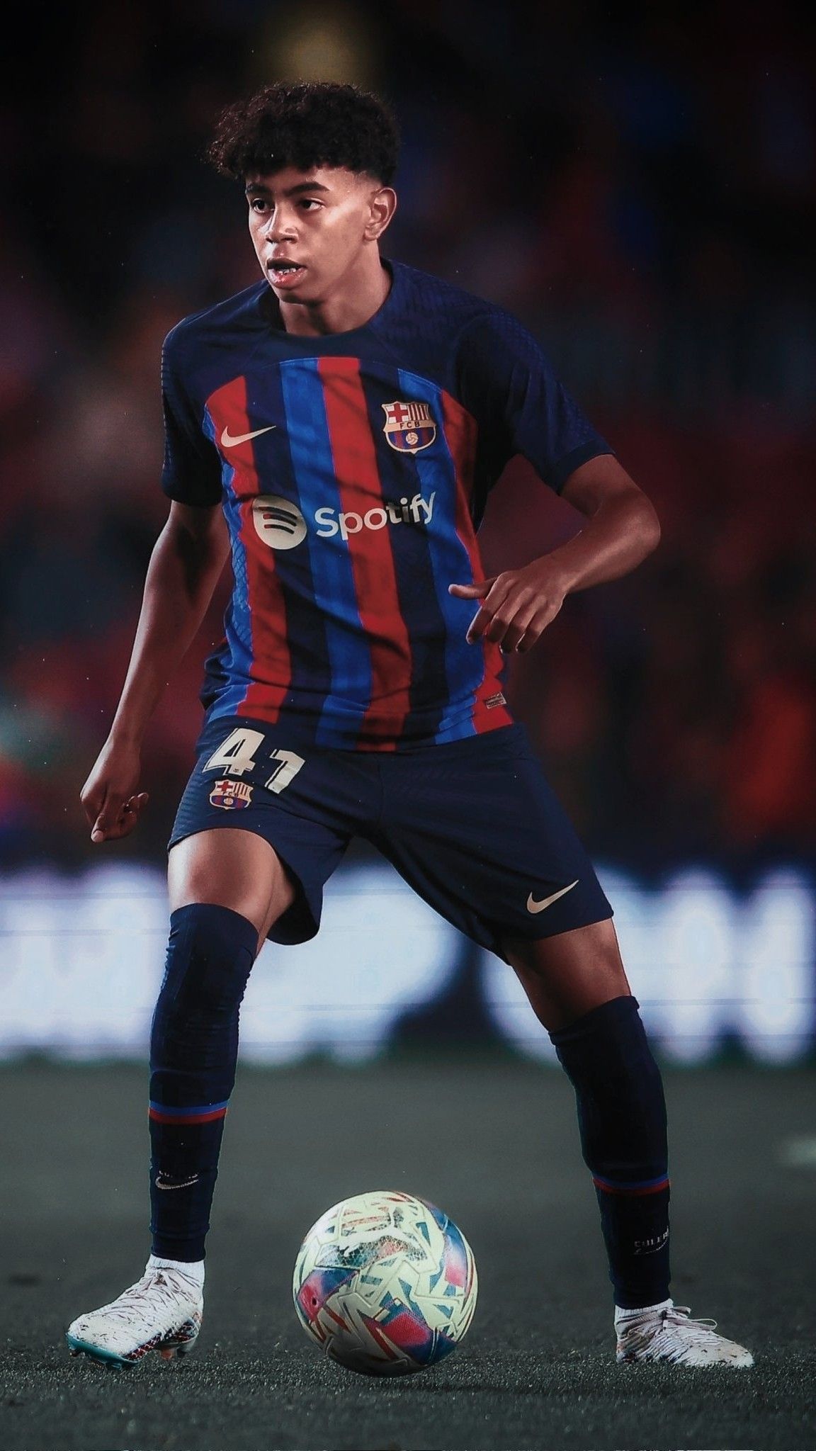 Lamine Yamal. Soccer players, Football