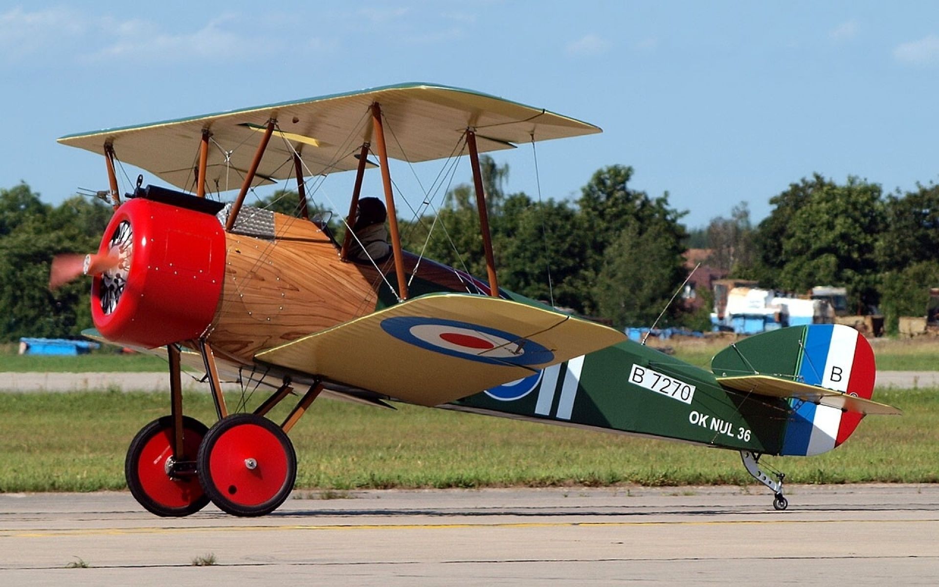 sopwith camel biplane