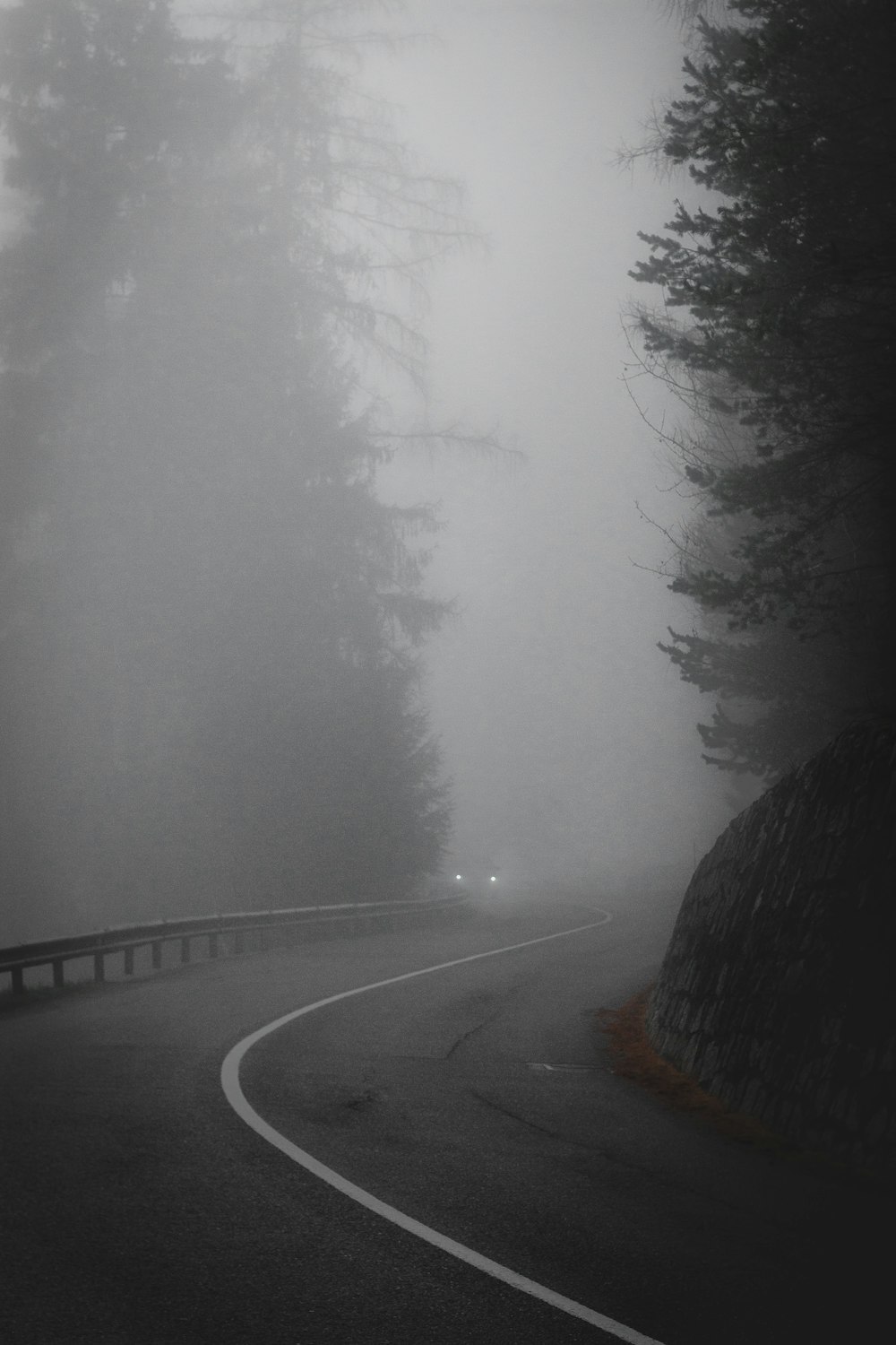 30,Foggy Road Picture. Download