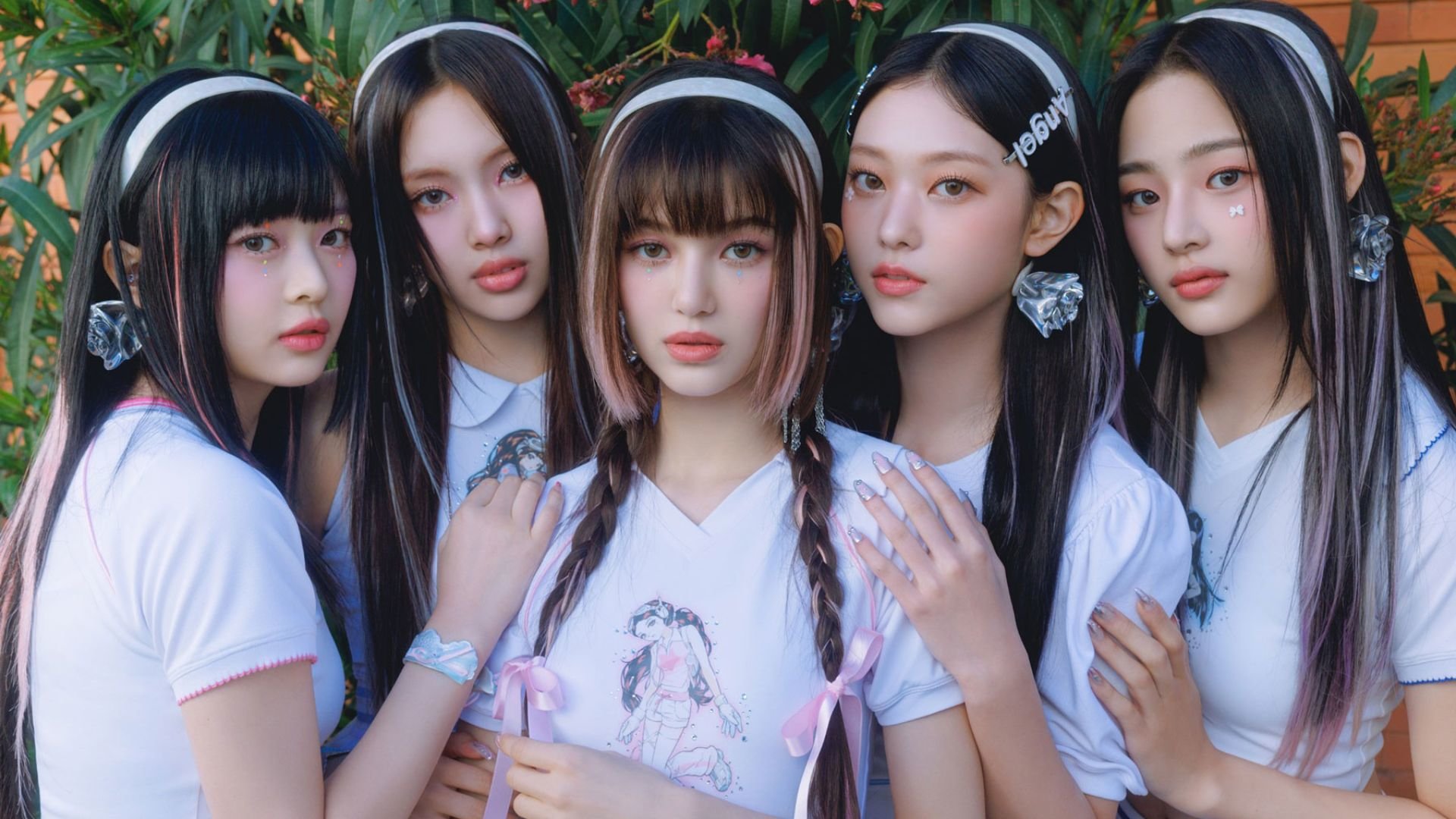 NewJeans (뉴진스)