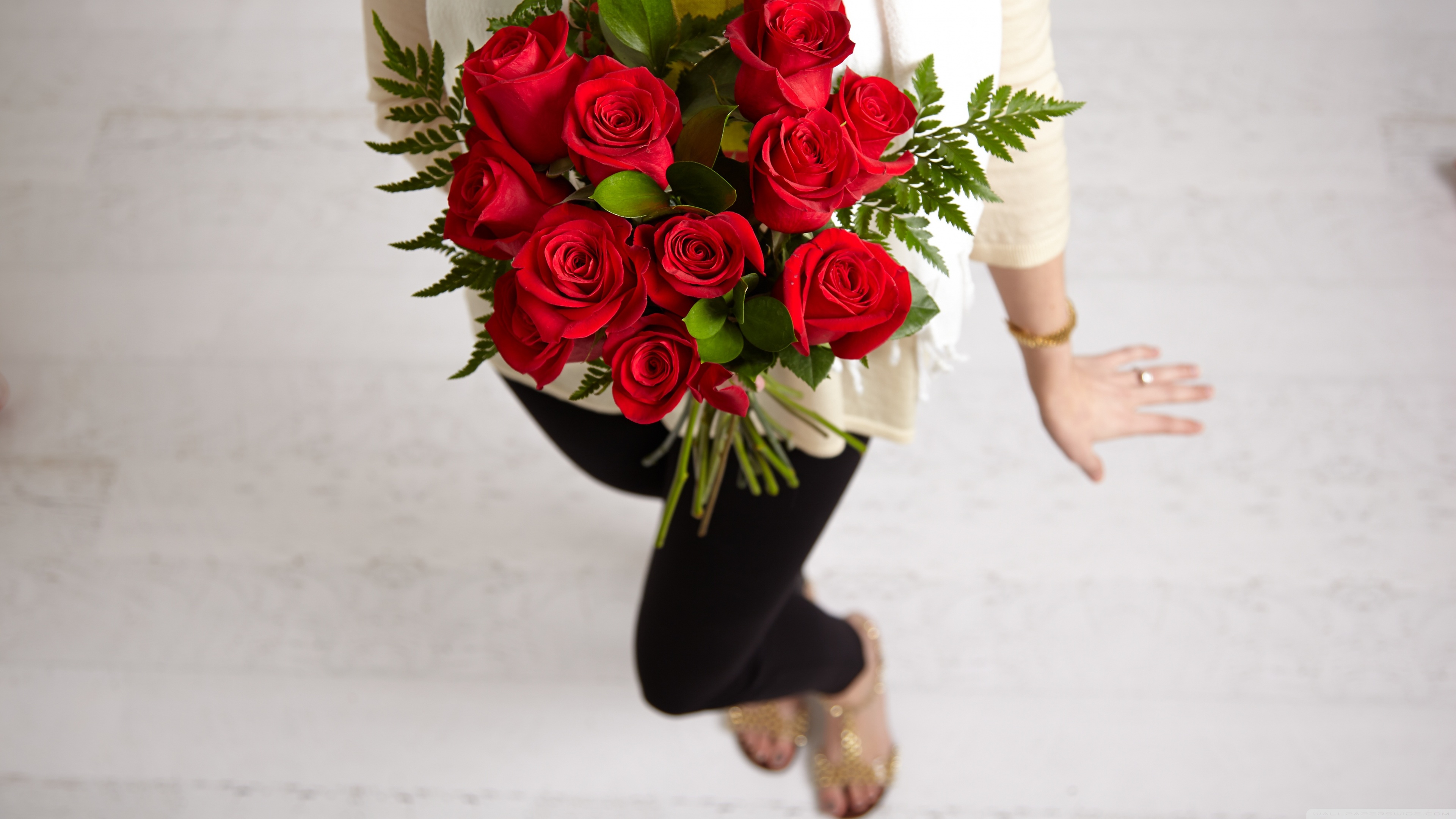 Happy Mothers Day Flowers Red Roses