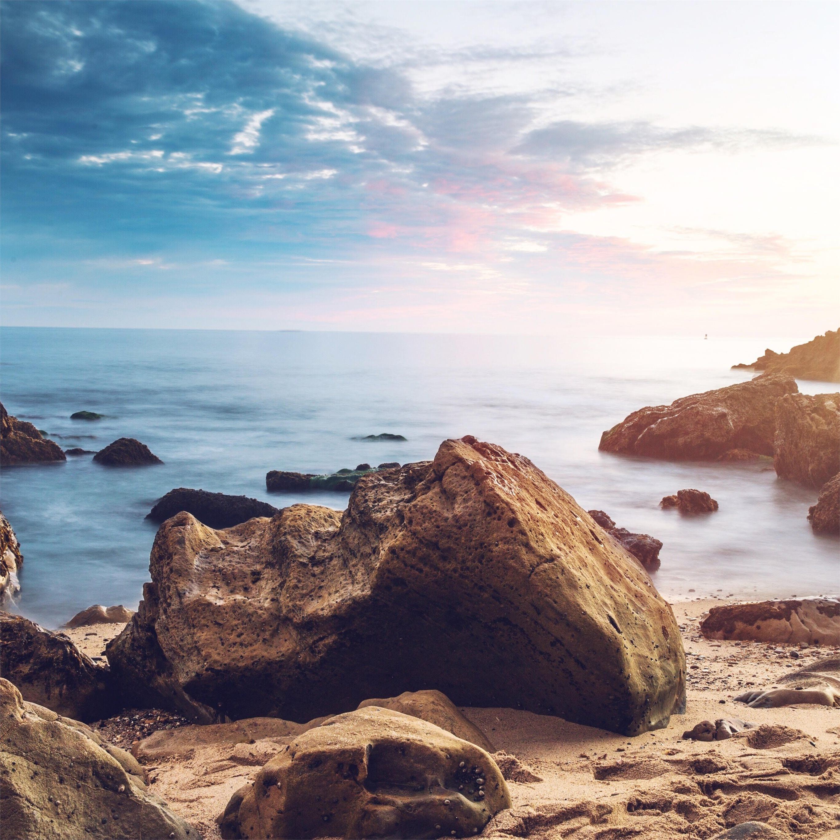 rocks water body 4k iPad Pro Wallpaper