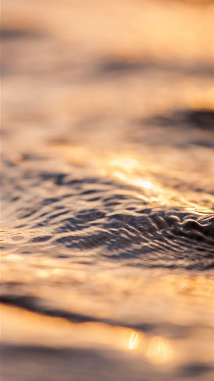 Best Gold iPhone 8 HD Wallpaper