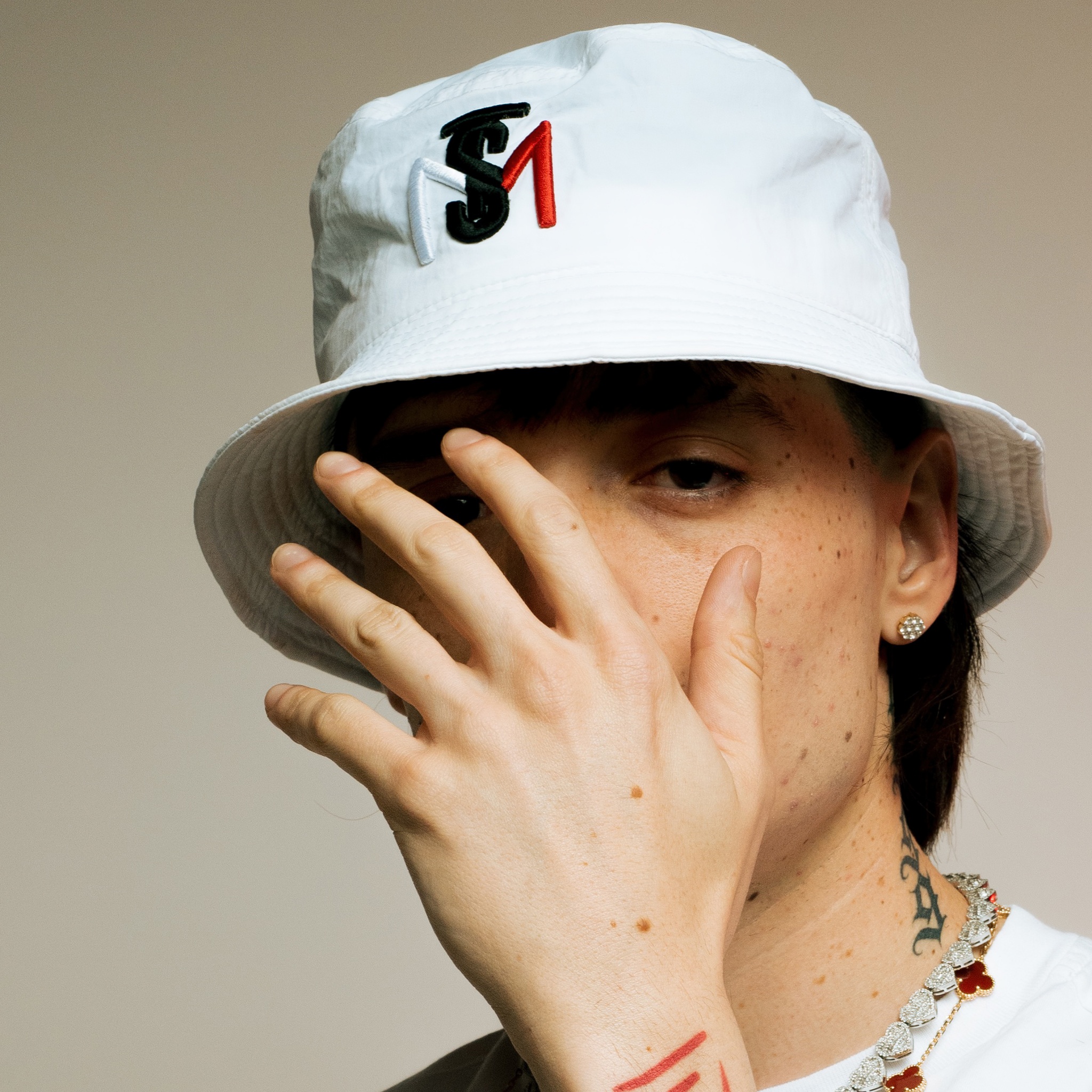 Mexican Rapper Peso Pluma 5K Wallpaper